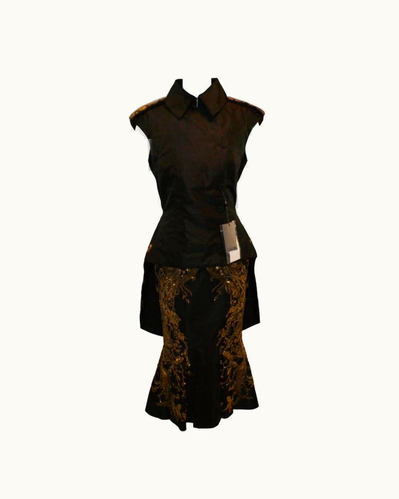 Alexander McQueen Alexander McQueen Resort 2012 Chinese Embroidered Bead Jacket Skirt Suit