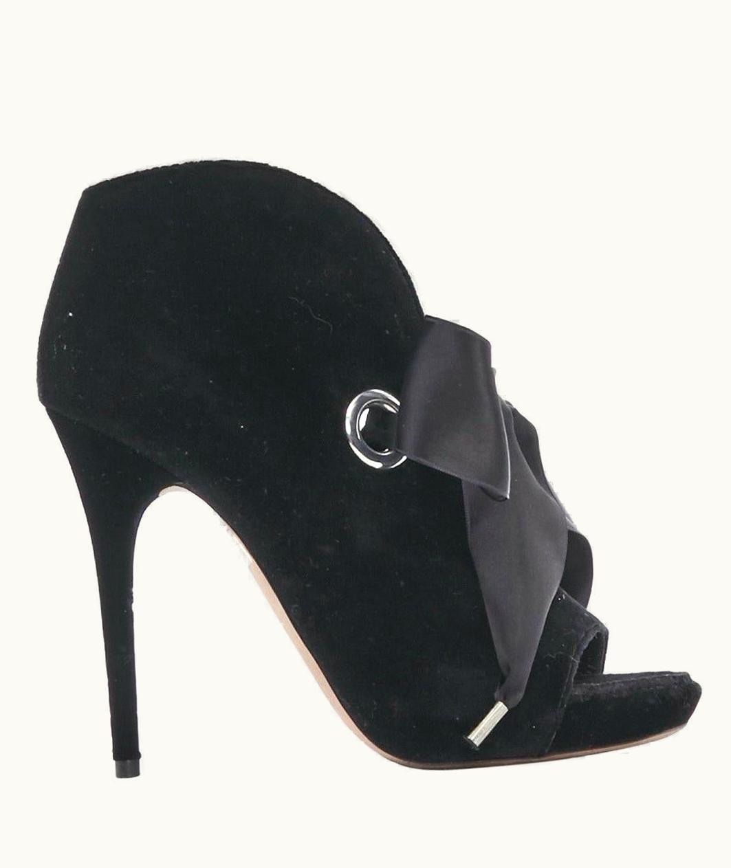 Alexander McQueen Alexander Mcqueen AW14 White Pleat Trim Satin Bow Black Velvet Ankle Boots