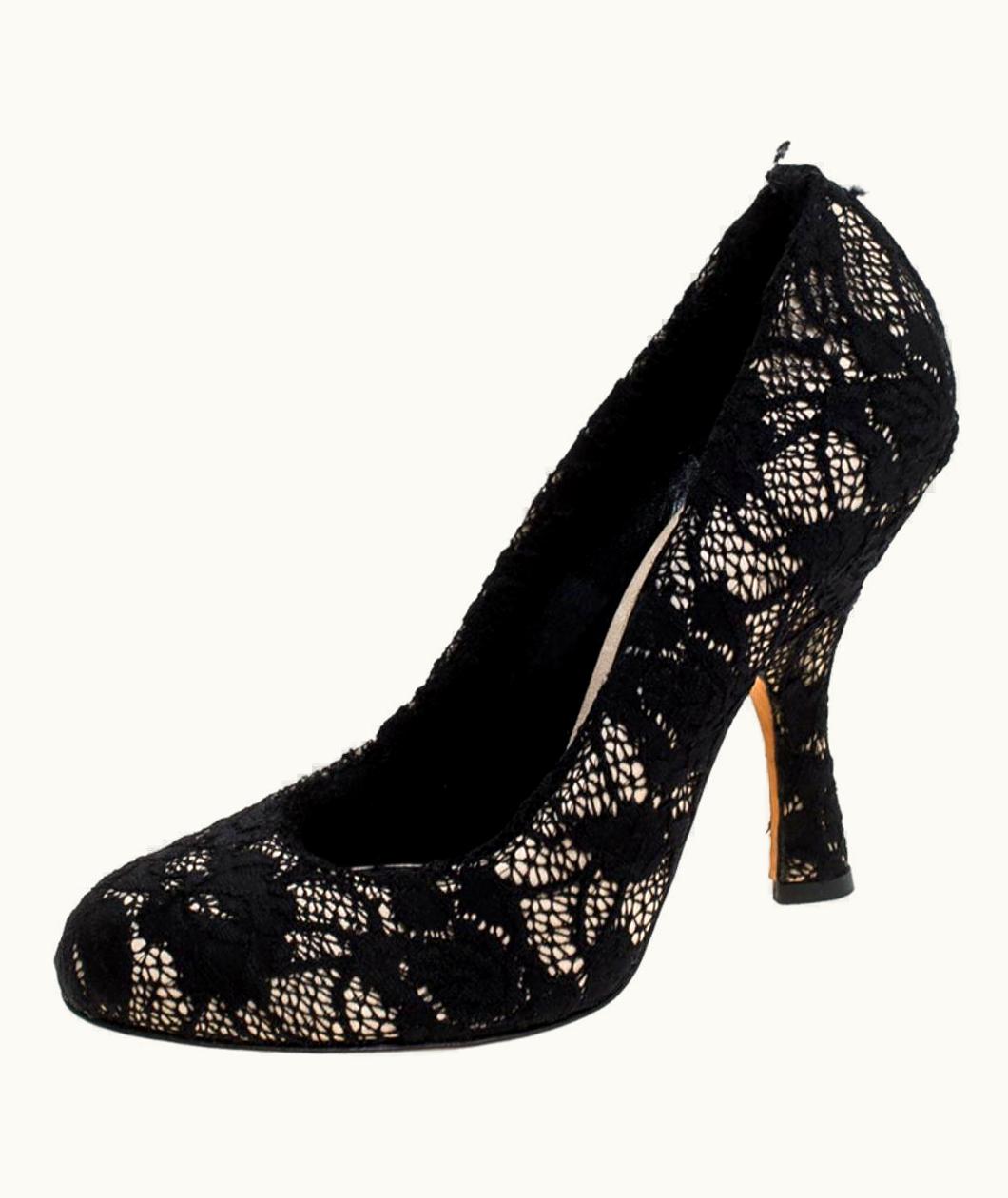 Dolce & Gabbana Dolce & Gabbana Black Lace Round Toe Pumps