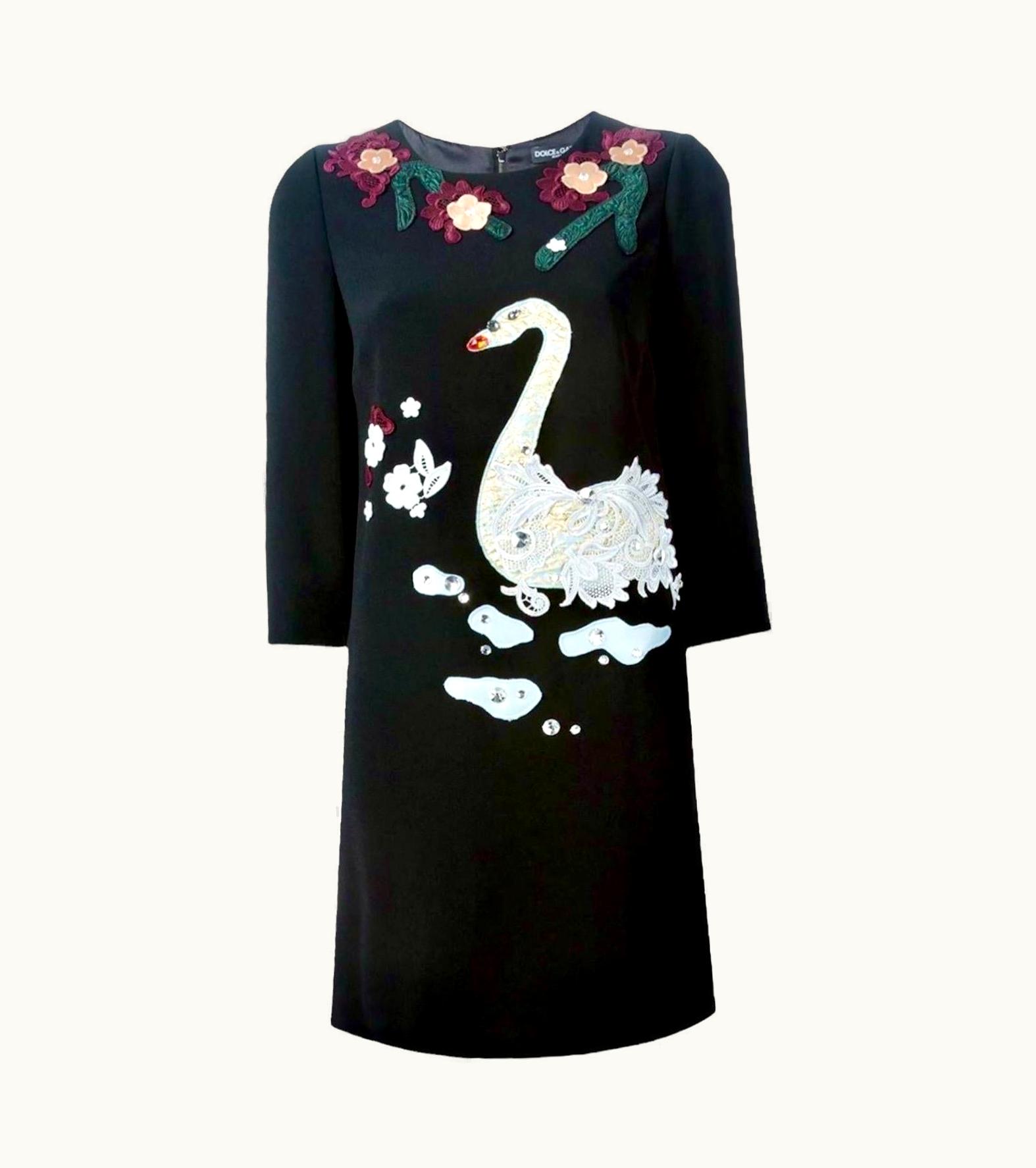 Dolce & Gabbana Unworn Dolce & Gabbana Black Crystal Embellished Appliqué Lace Swan Dress