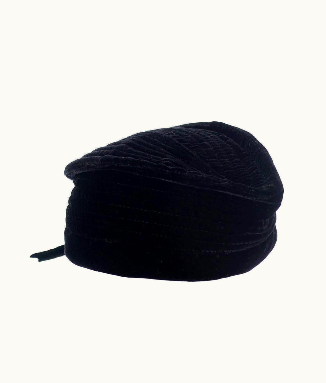 Valentino Vintage Valentino Garavani Boutique Vintage Hat Rare Style Cap In Black Velvet