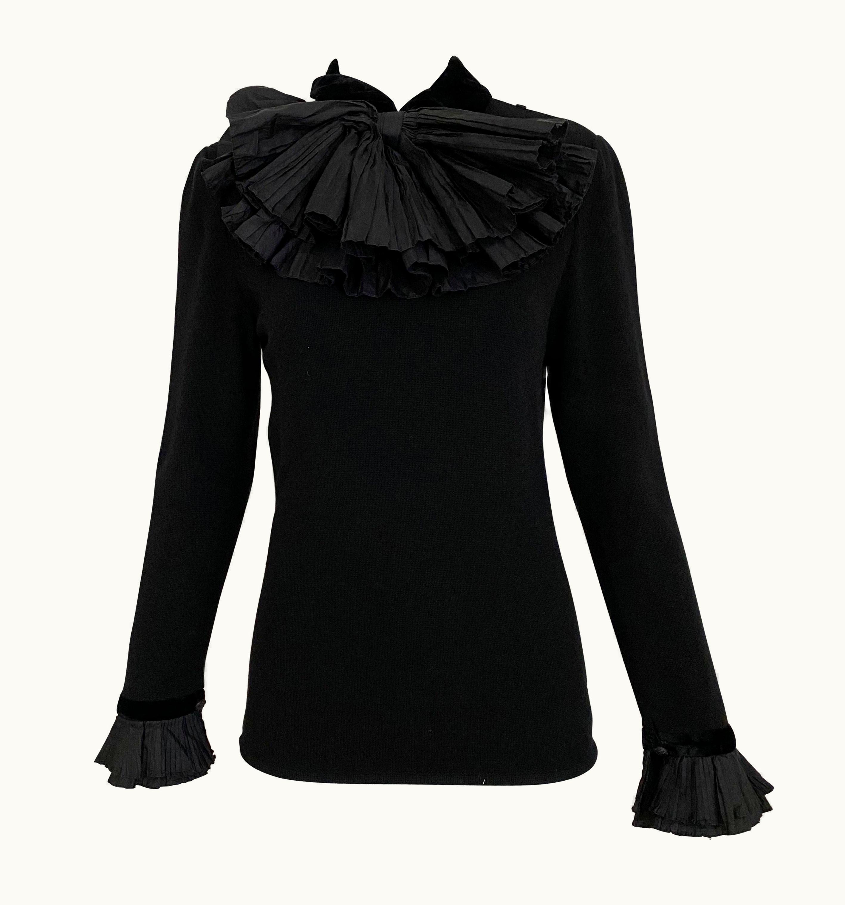 Valentino Vintage Valentino Black Cashmere Sweater With Bow