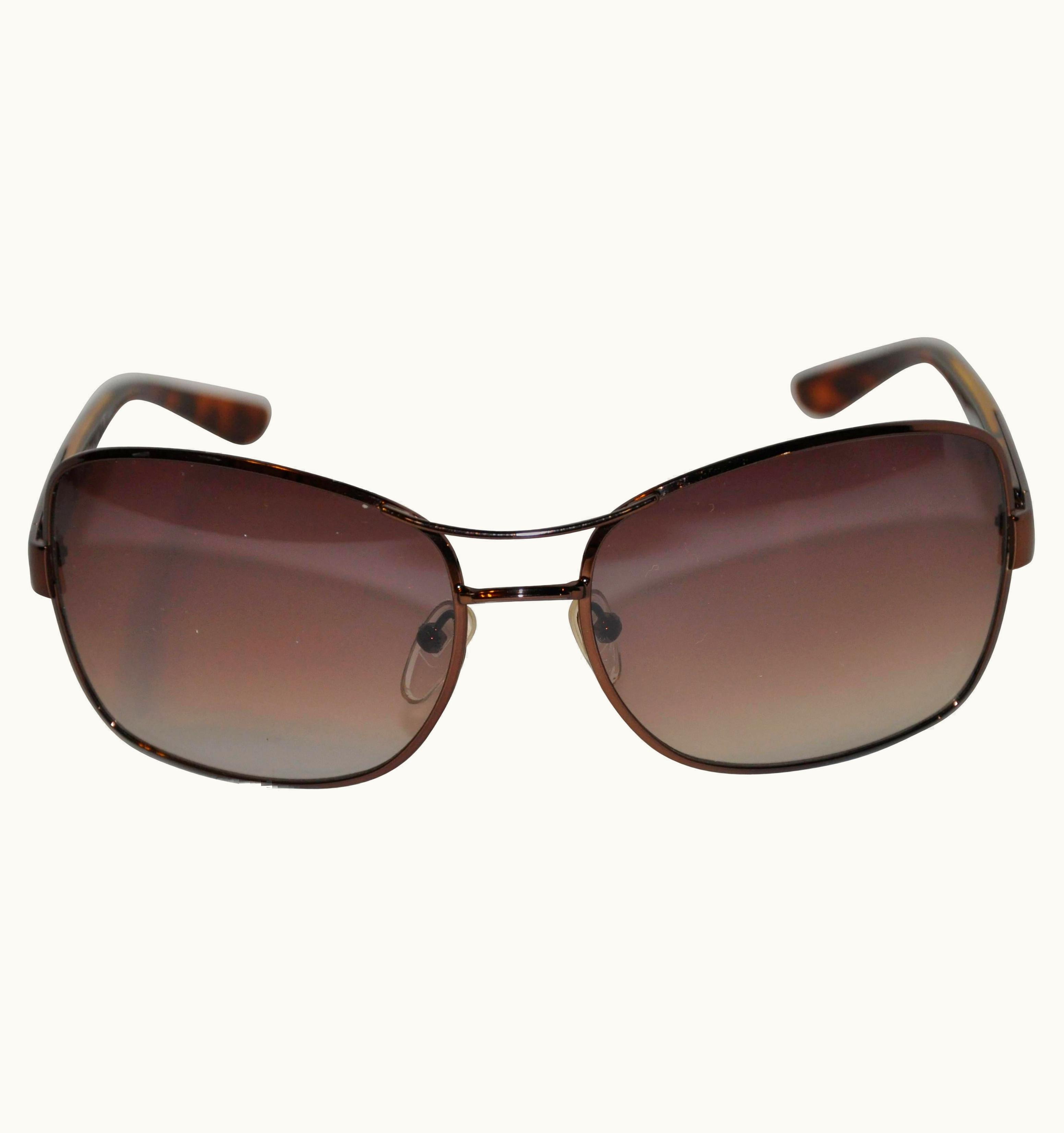 Valentino Valentino Smoked Hardware Accented With Tortoise Shell Sunglasses