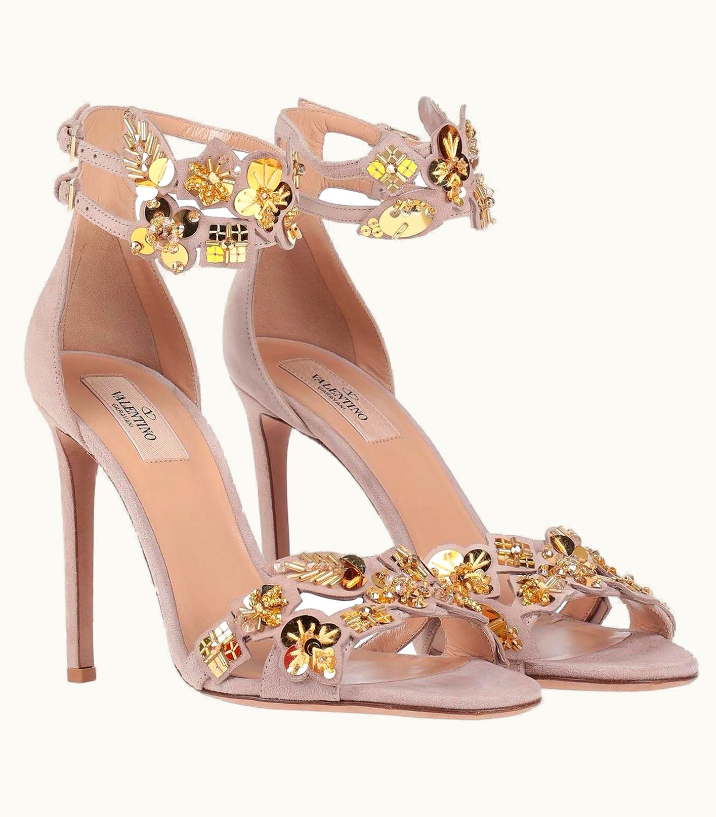 Valentino Garavani Embellished Nude Suede Shoe Sandals It 38 - Us
