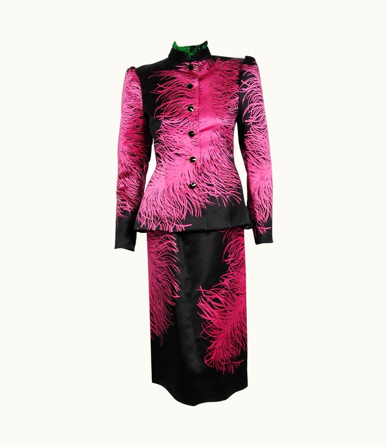 Givenchy 1979 Givenchy Haute-Couture Novelty Feather Print Silk Jacket Blouse & Skirt Set