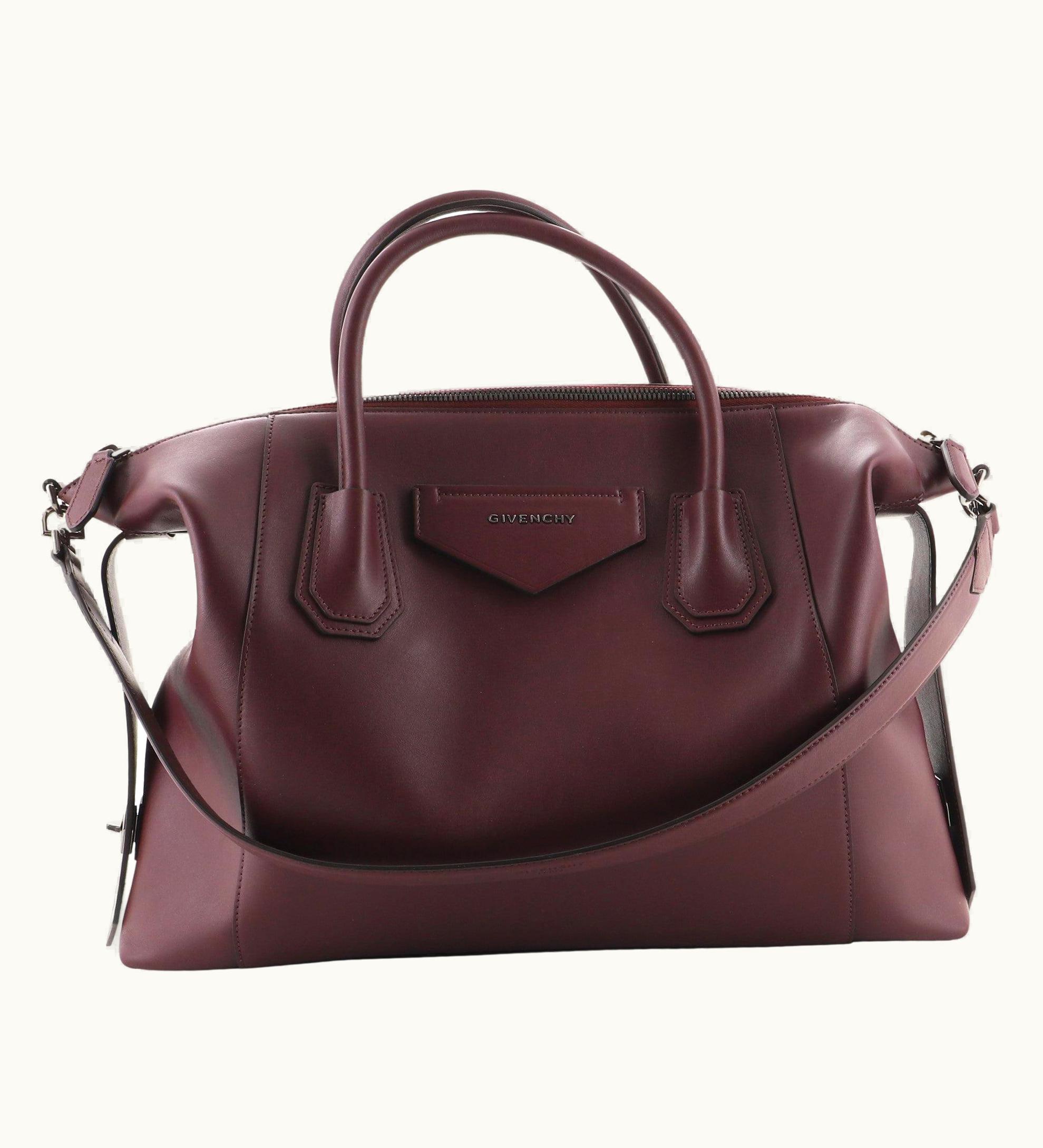 Givenchy Givenchy Antigona Soft Bag Leather Medium UZ0612278