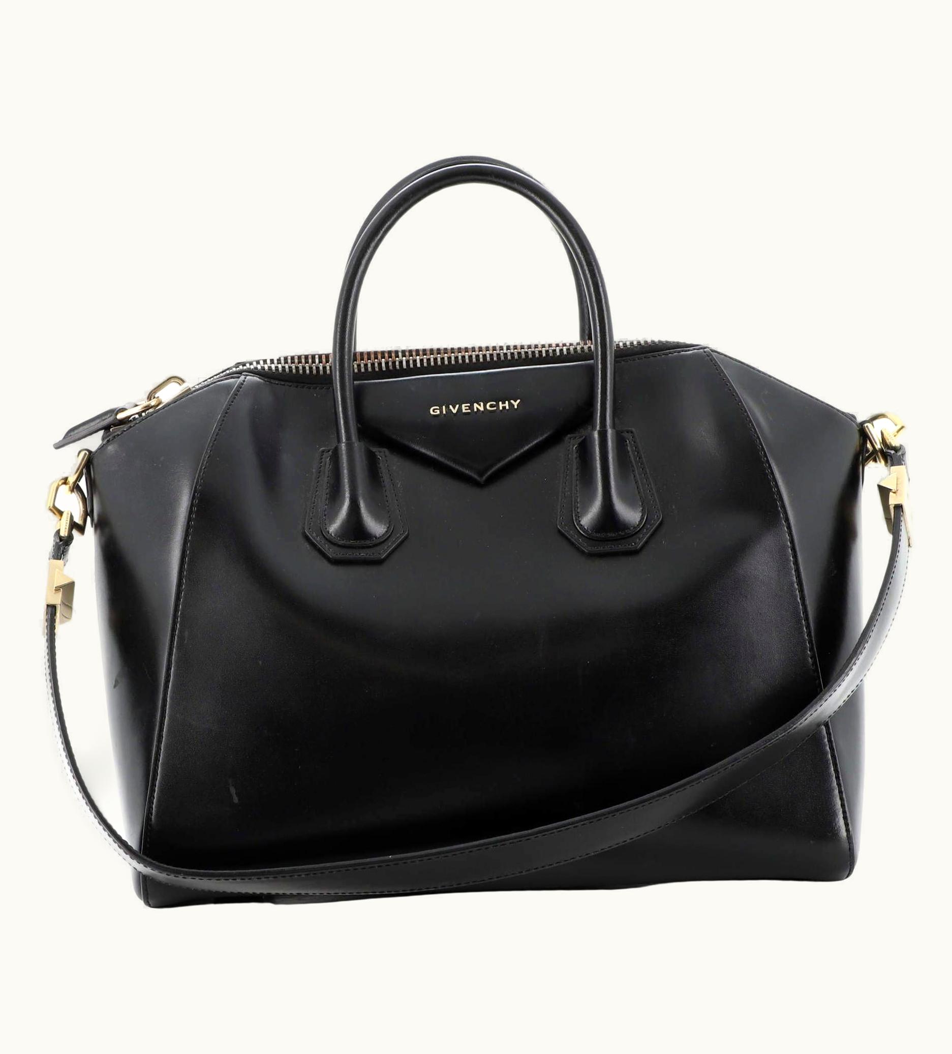 Givenchy Givenchy Antigona Bag Glazed Leather Medium Black Gold