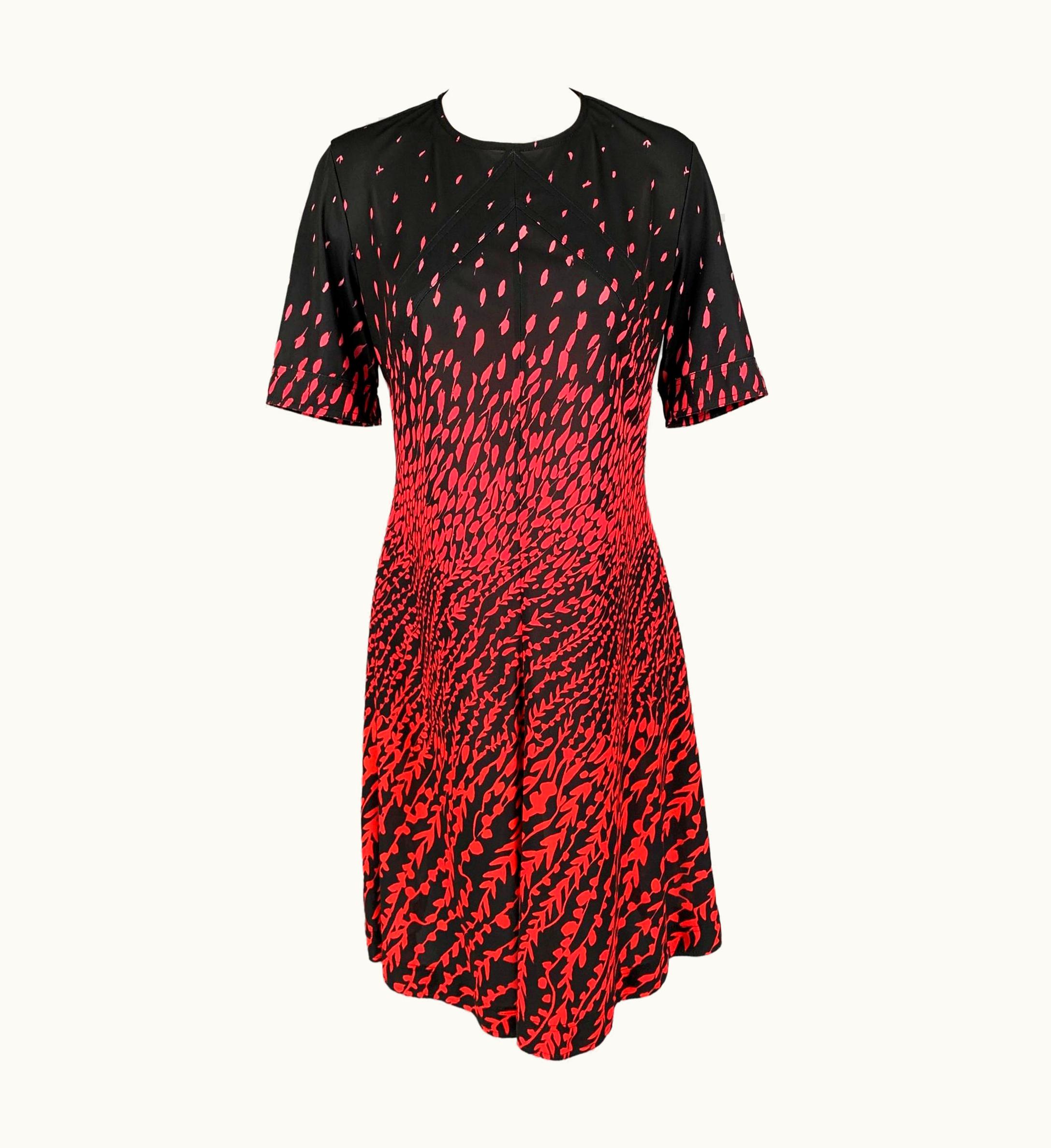 Givenchy Givenchy Black Red Polyester Abstract Short Sleeve Dress