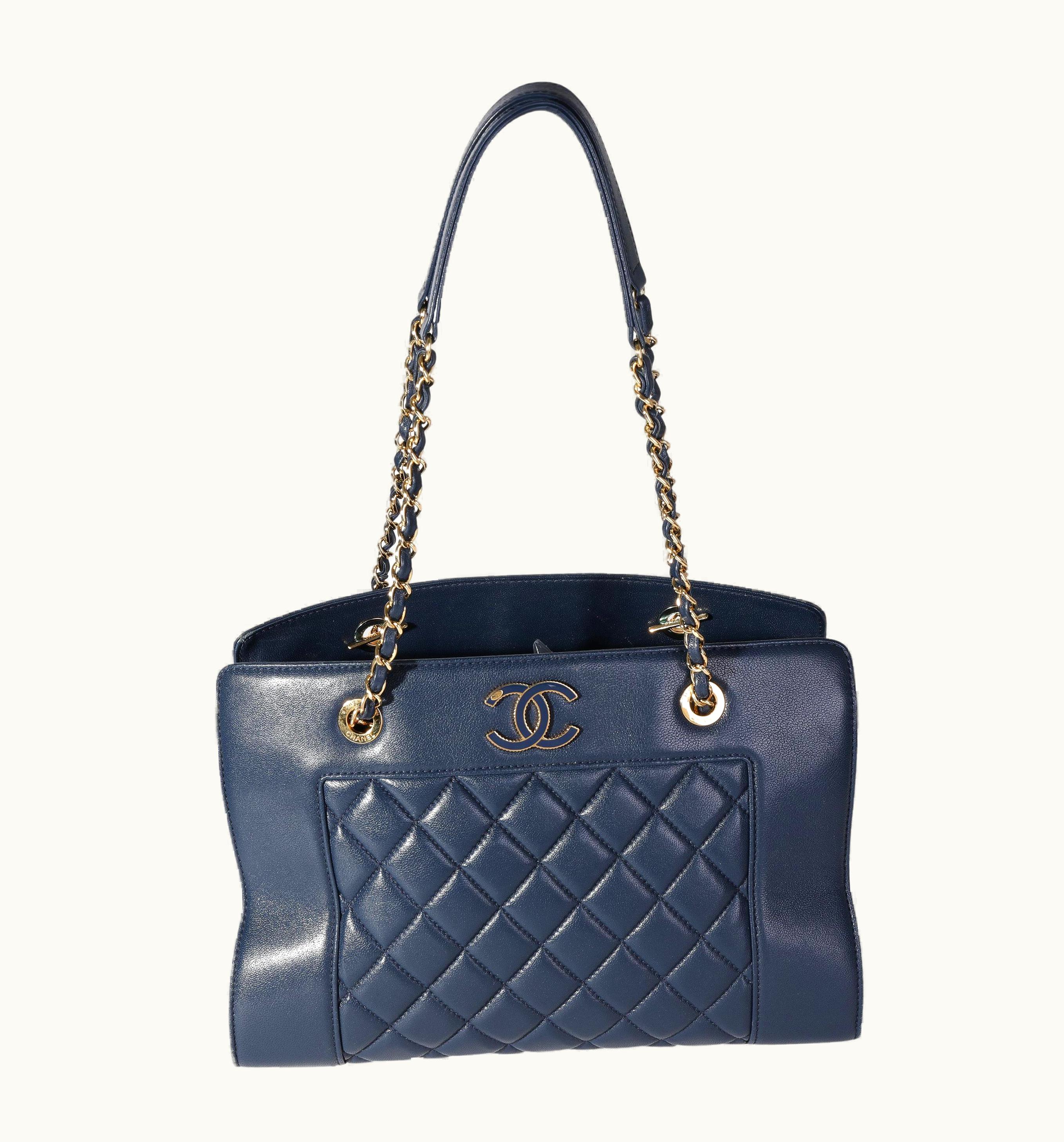 Chanel Chanel Navy Quilted Leather Mademoiselle Vintage Shopping Tote UZ0613469