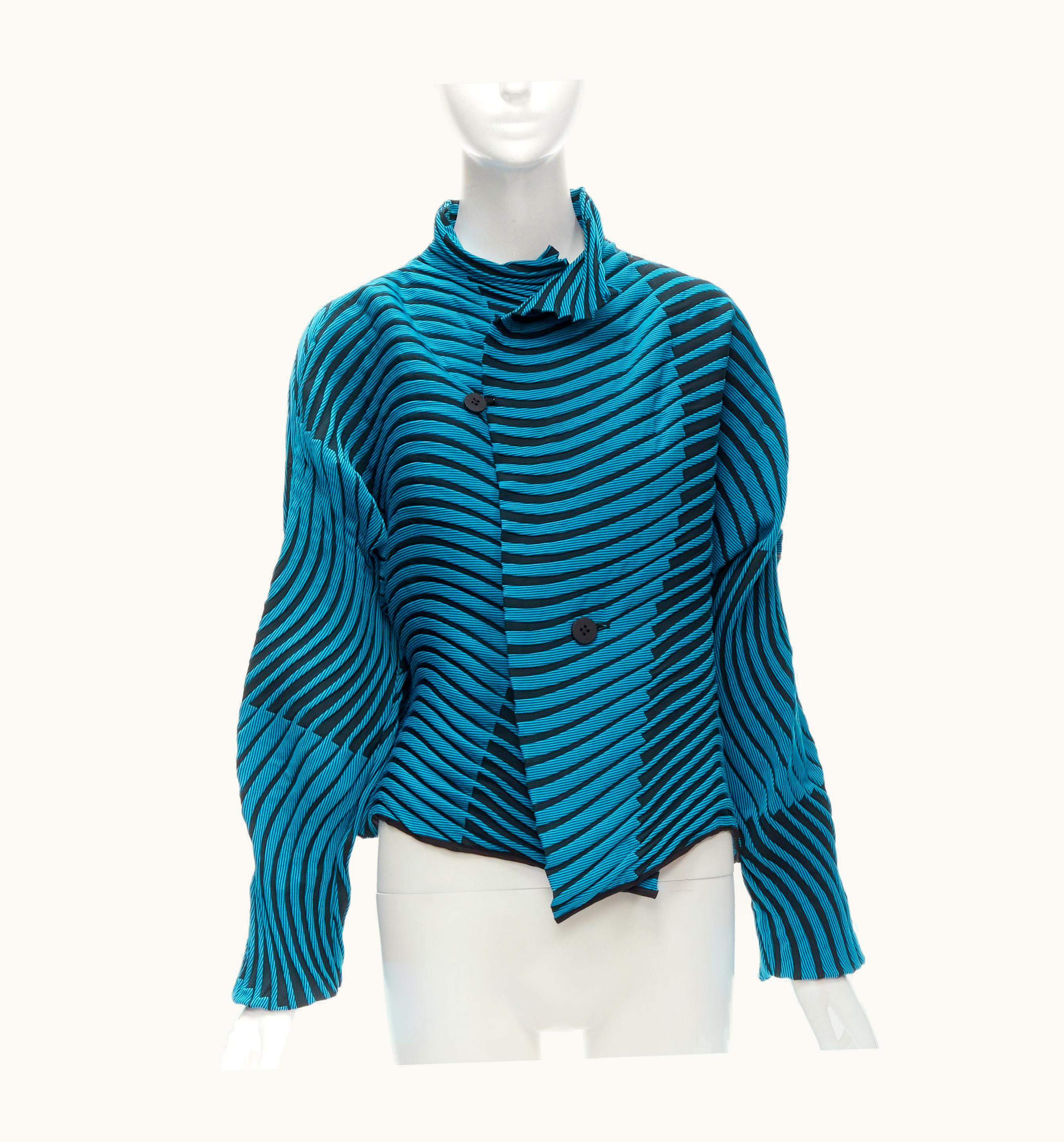 Issey Miyake Issey Miyake 2017 Runway Blue Green Swirl Graphic Pleats Wave Jacket Coat Jp2