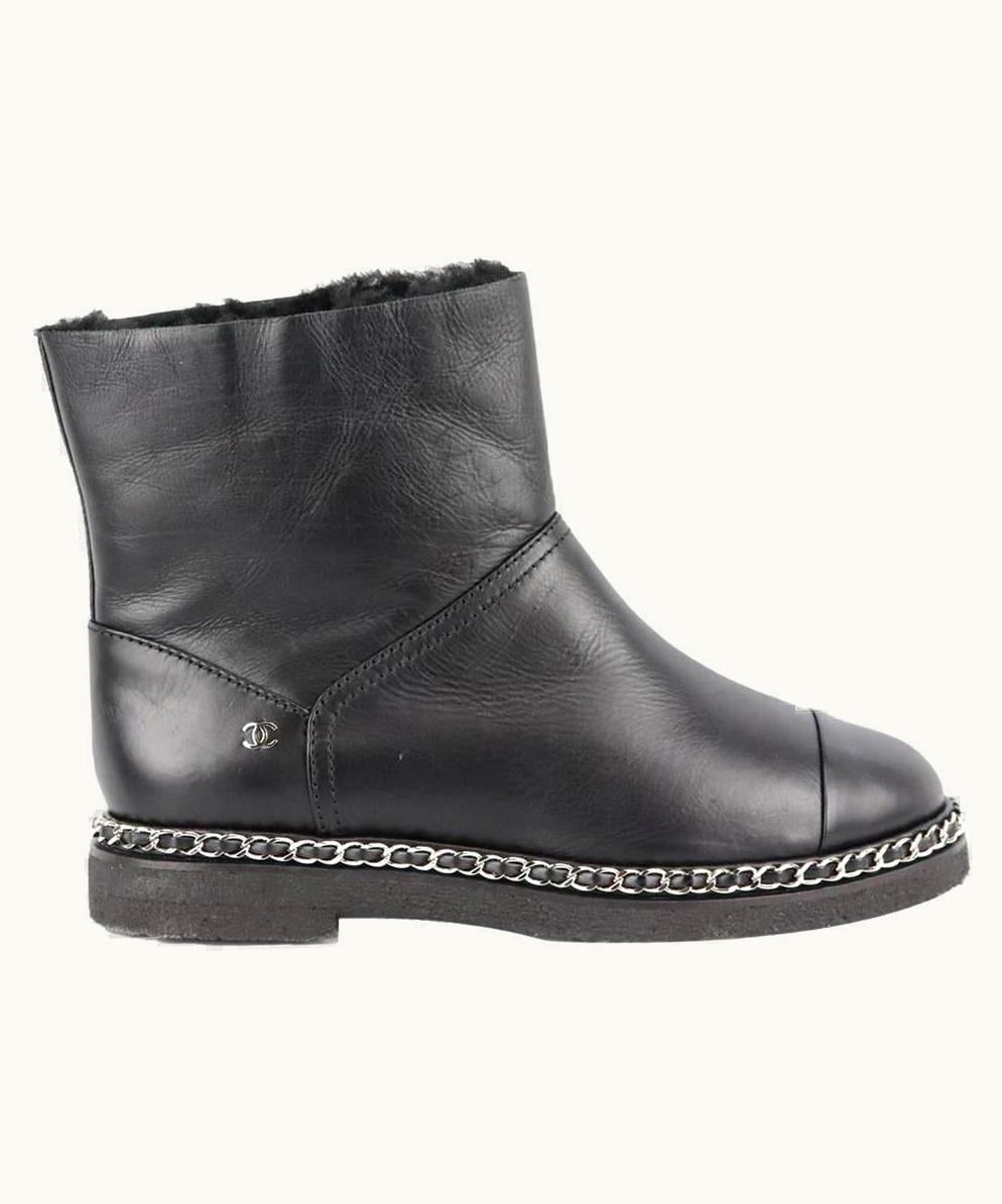 Chanel Chanel 2018 Chain Detailed Shearling Lined Leather Ankle Boots Eu 38.5 .5 Us UZ0613978