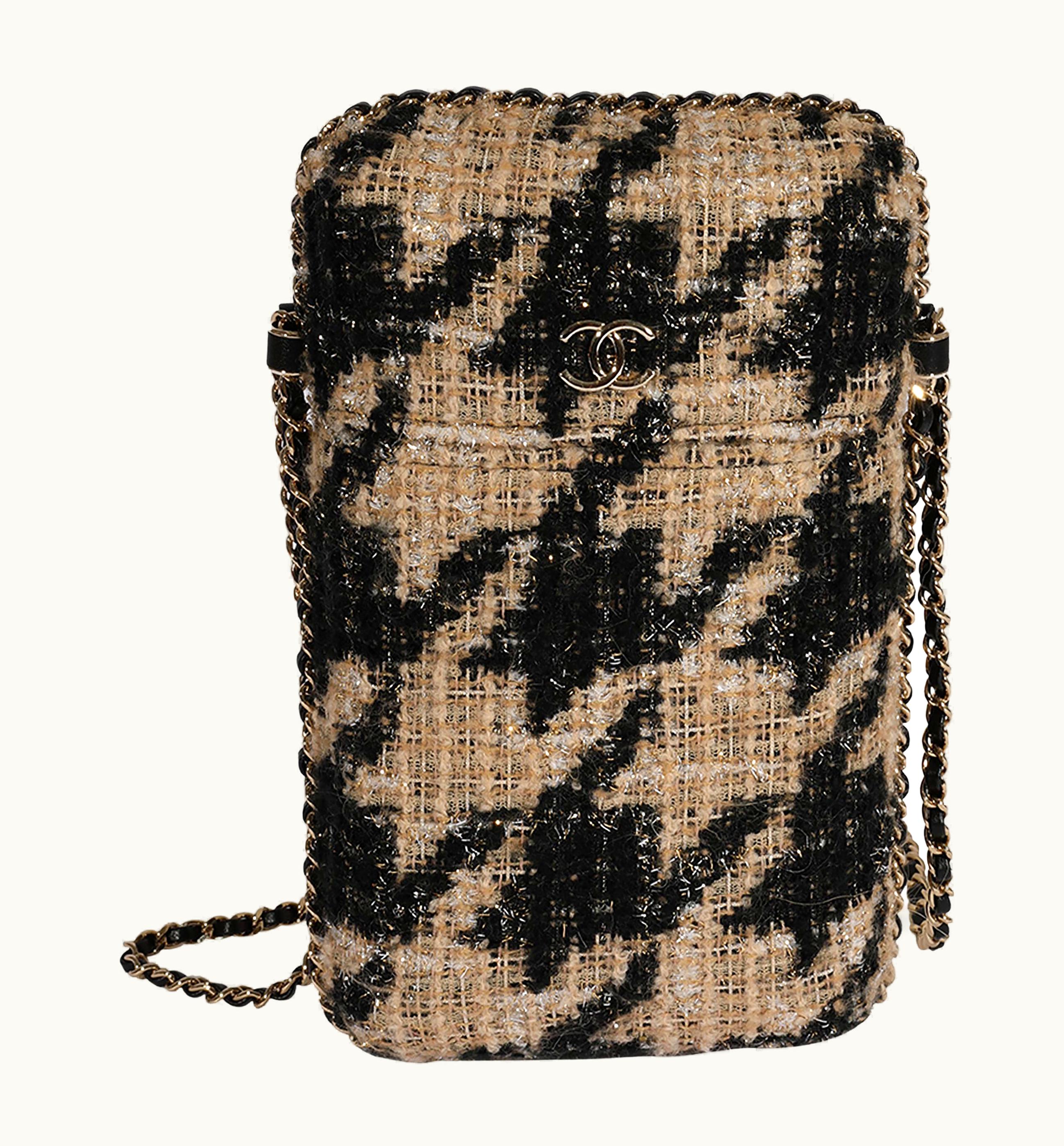 Chanel Chanel Metallic Houndstooth Print Tweed Phone Holder Crossbody UZ0614260