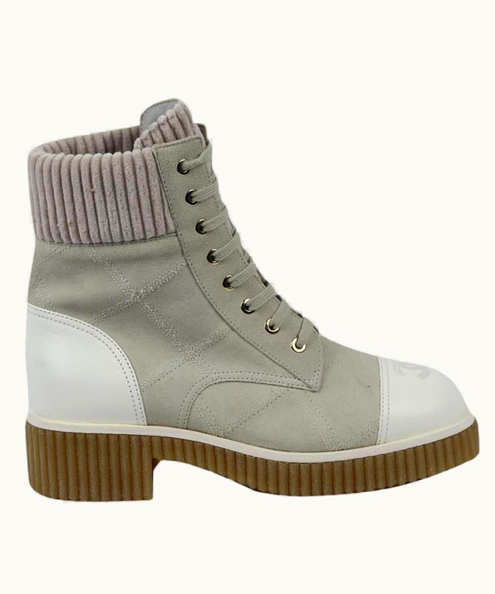 Chanel 2020 Cc Detailed Suede And Leather Ankle Boots Eu 38 Us UZ0614396