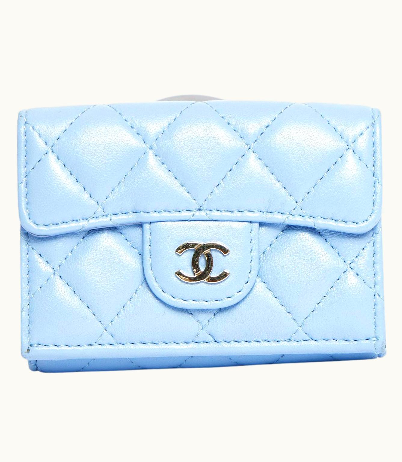 Chanel Lightblue Quilted Wallet UZ0614403