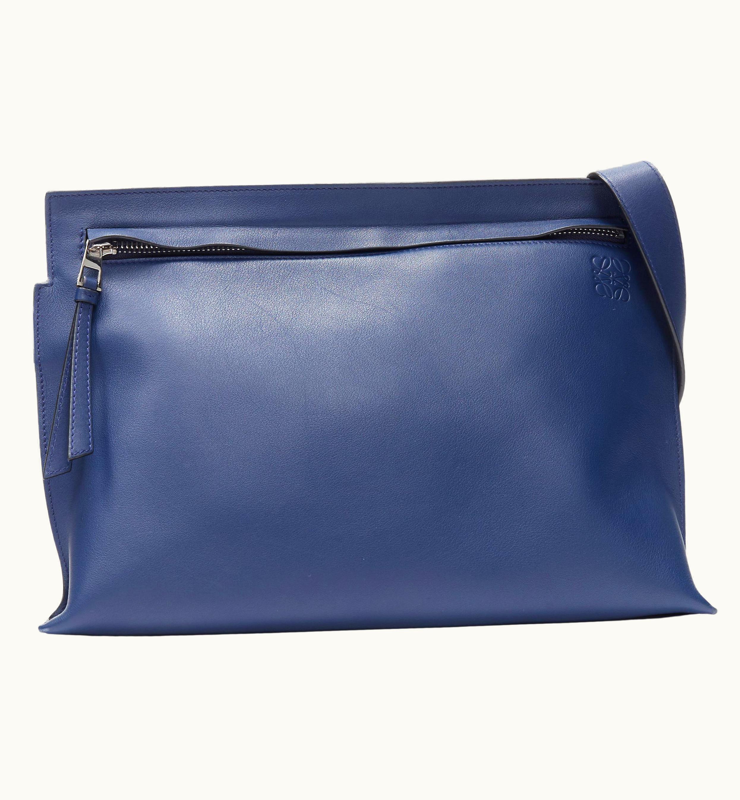 Loewe 2017 T Messenger Navy Blue Leather Logo Emboss Zip Crossbody Messenger Bag