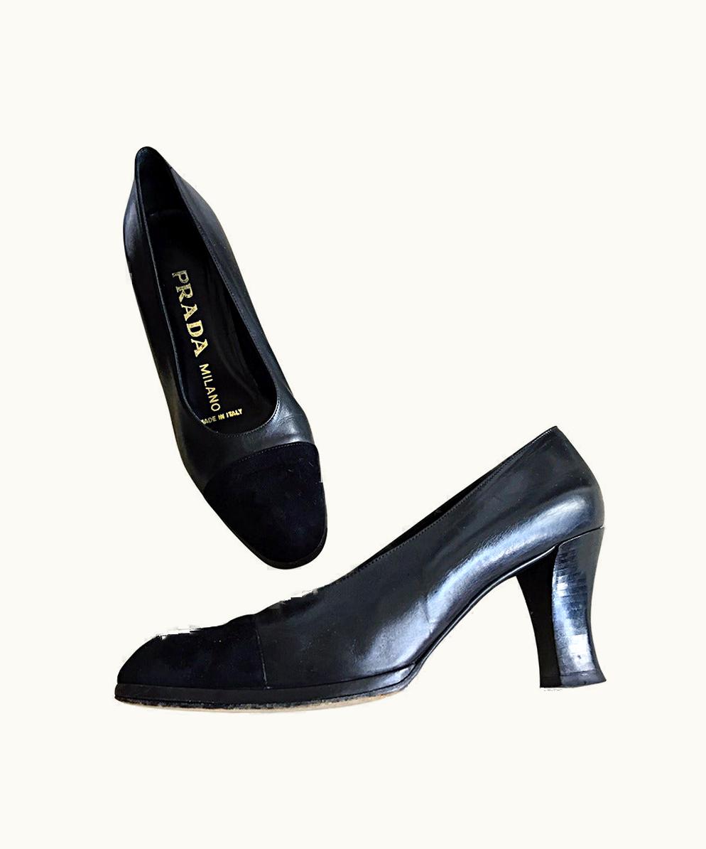 Prada 1990s Prada S/S 9 Us Classic Black Cap Toe Heels S/S Pumps