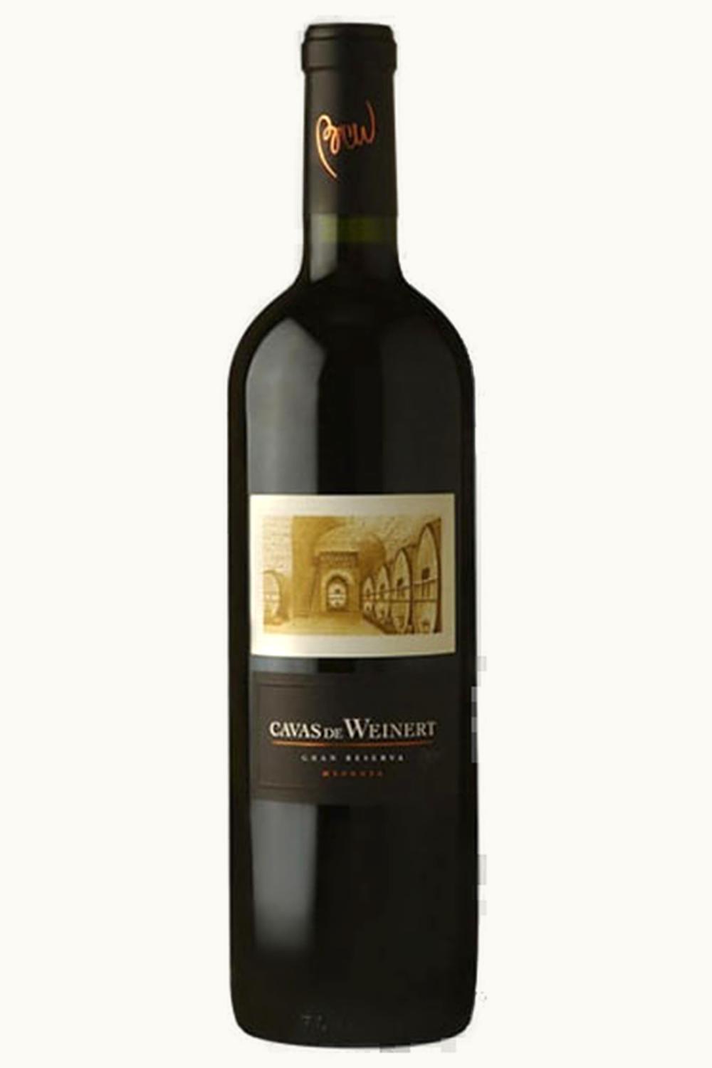 y Cava de Weinert y Cava de Weinert Carrascal Malbec Cabernet Sauvignon Merlot Luján de Cuyo, 2009