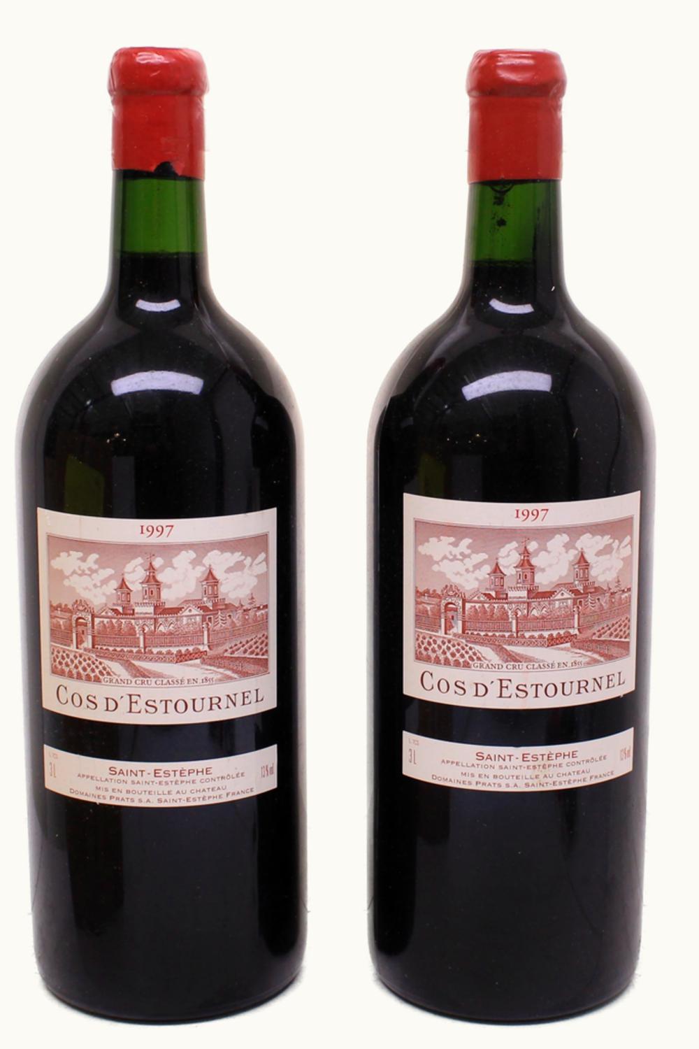Château Cos d'Estournel Château Cos d'Estournel St Estèphe, Médoc, Bordeaux, France, 1997 UZ0640226