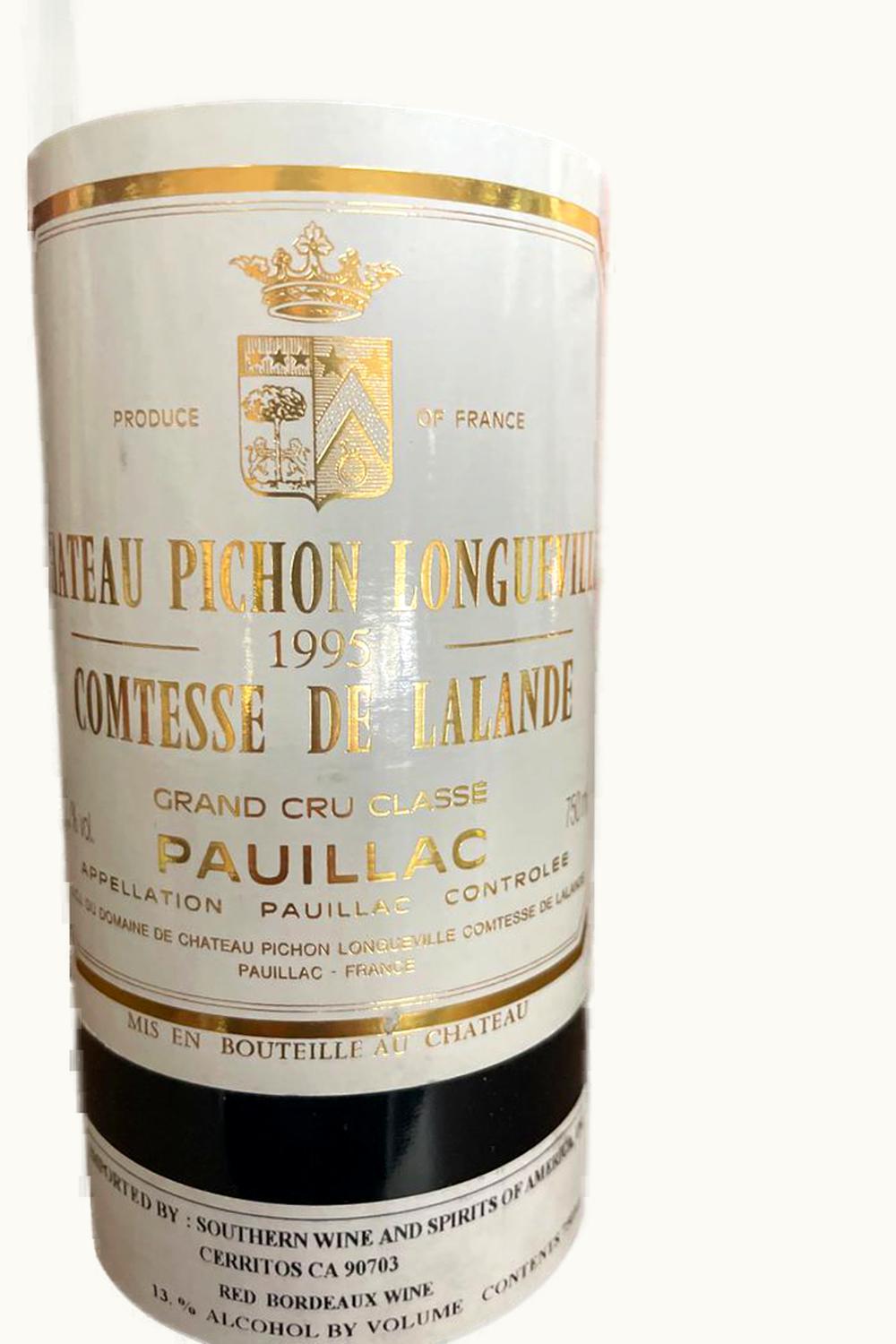 Château Pichon Longueville Comtesse de Lalande Château Pichon Longueville Comtesse de Lalande Pauillac, Médoc, Bordeaux, France, 1995 UZ0640634