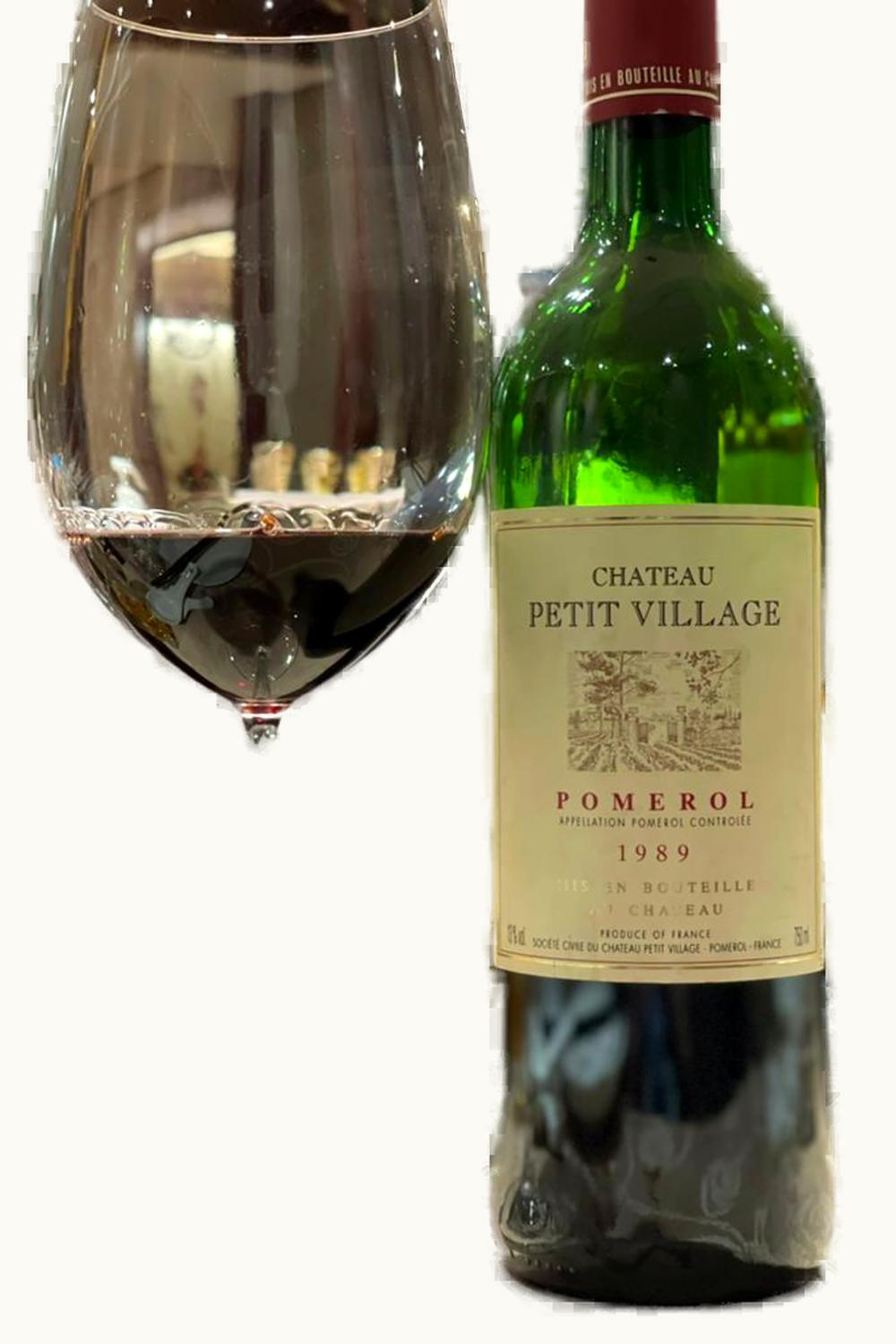 Château Petit Village Château Petit Village Pomerol Bordeaux, 1989