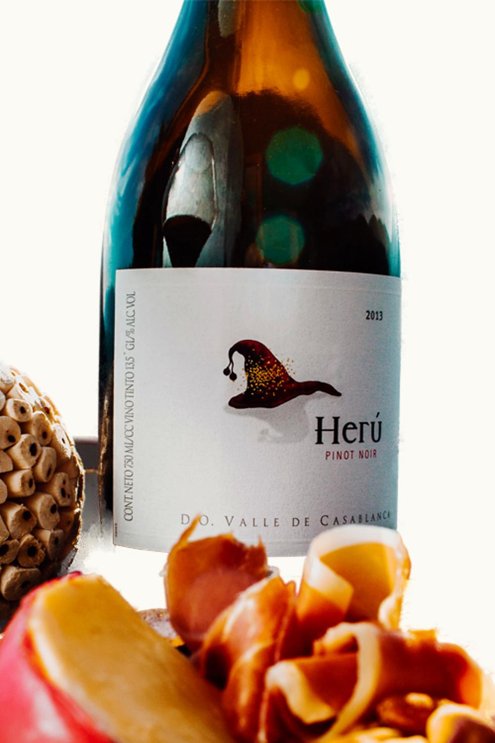 VIña Ventisquero Viña Ventisquero Heru Pinot Noir Casa Blanca Valley Chile, 2008