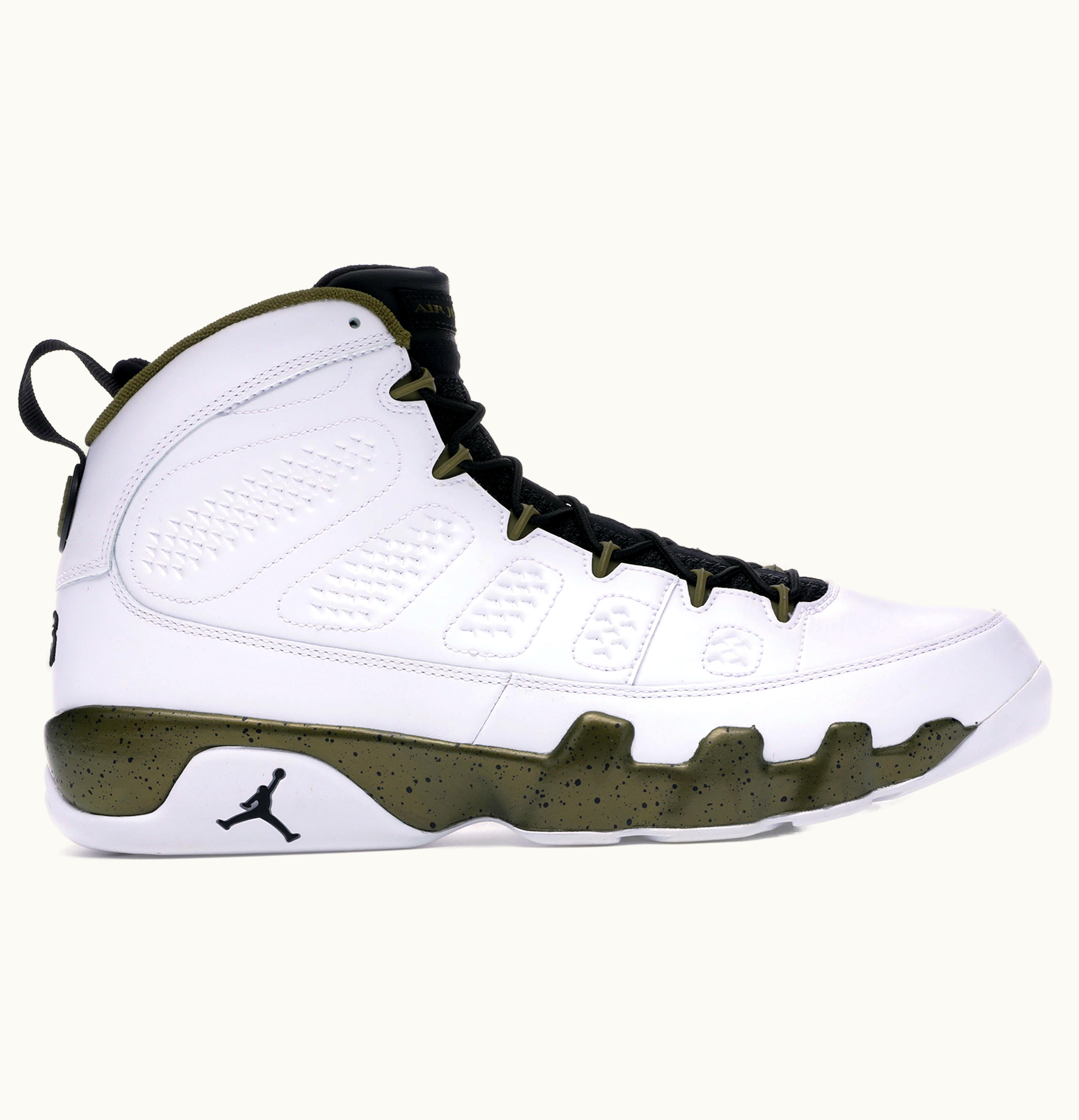 Jordan Air Jordan 9 Retro Statue