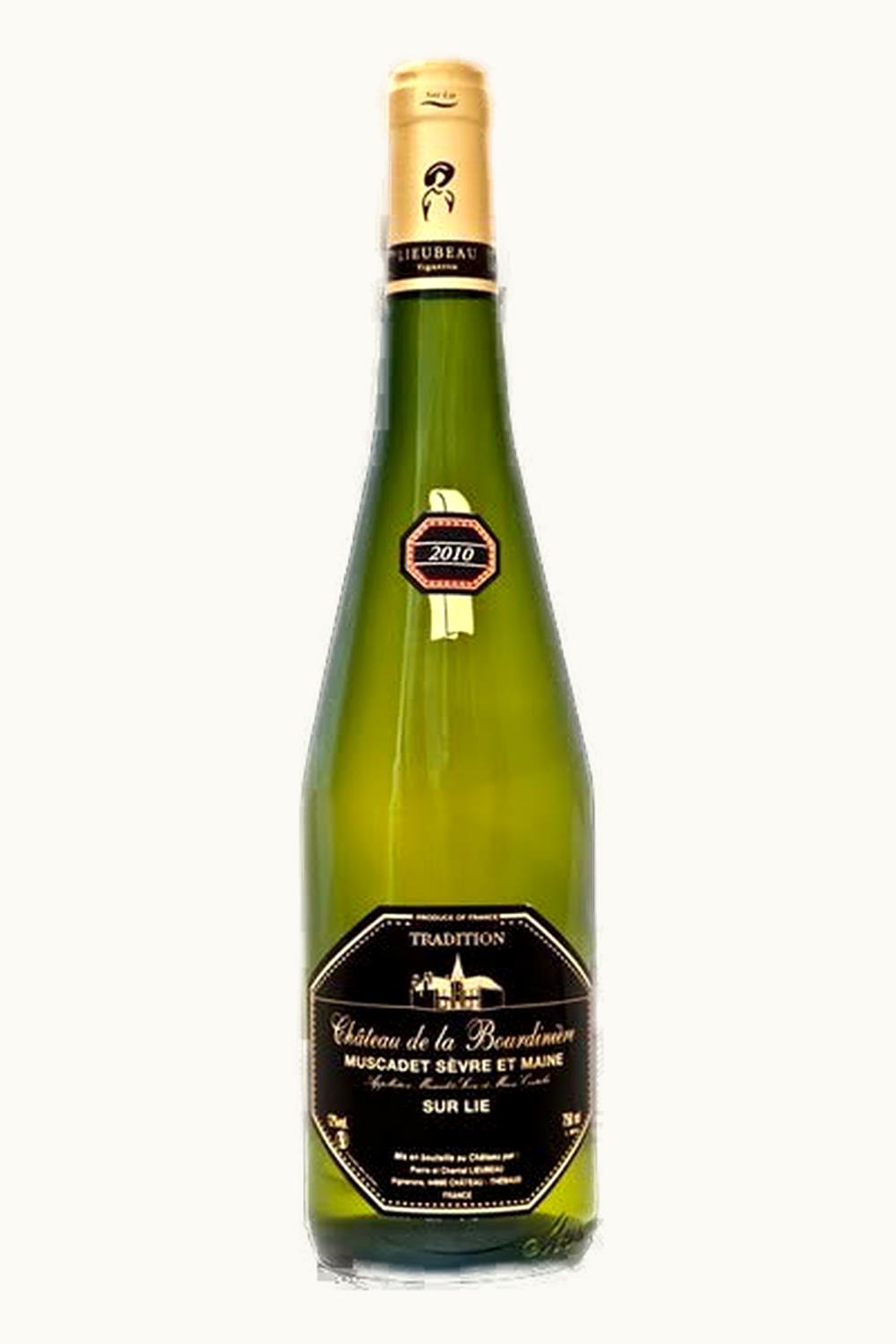 De la Bourdiniere De la Bourdiniere Sur Lies Cuvee Tradition Muscadet Sevre Maine Pays Nantaise Loire France, 1993