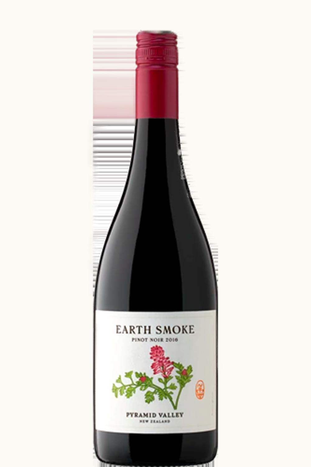 Pyramids Valley Pyramids Valley Earth Smoke Pinot Noir, 2018