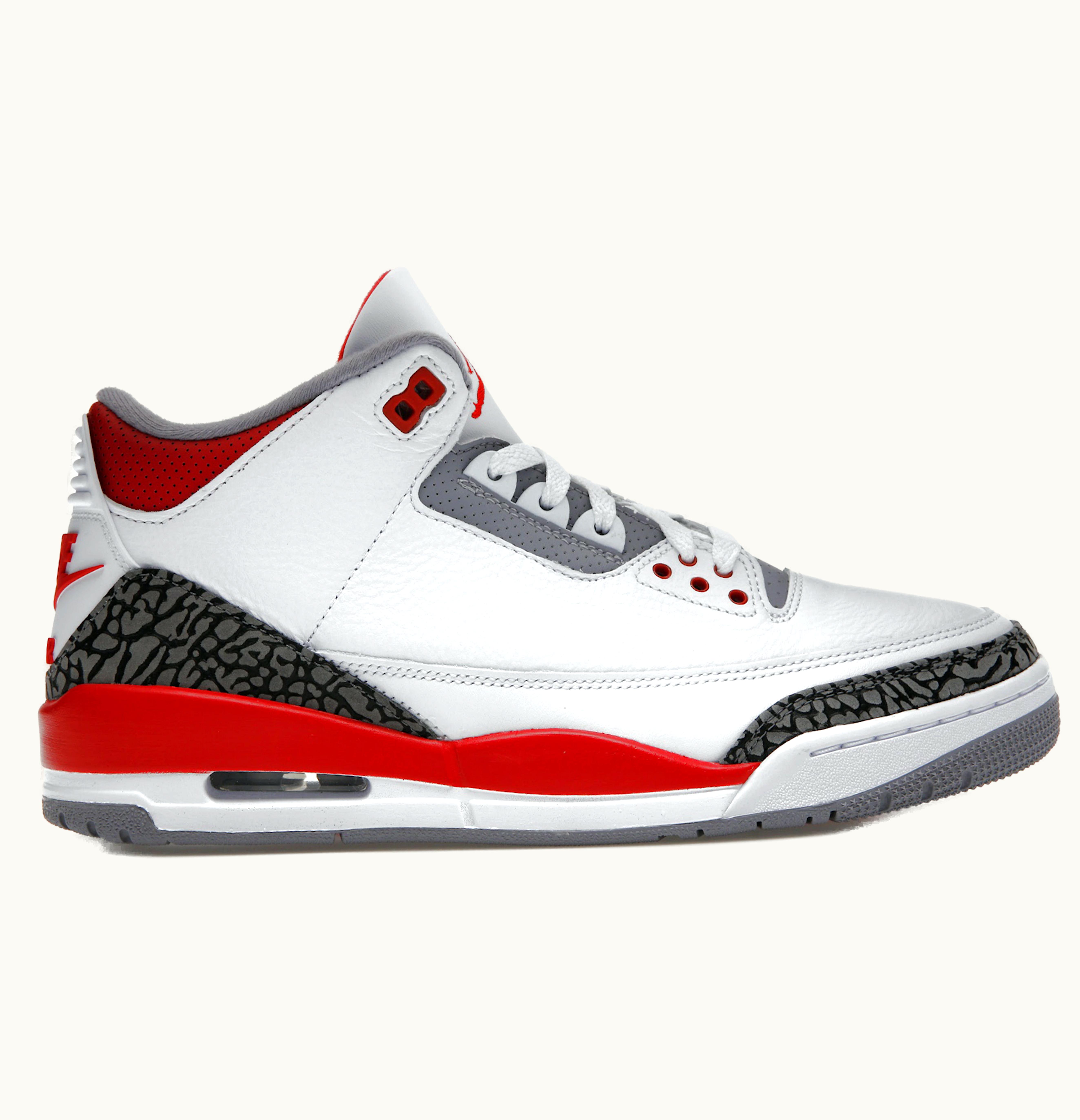 Jordan Air Jordan 3 Retro Fire Red 2022