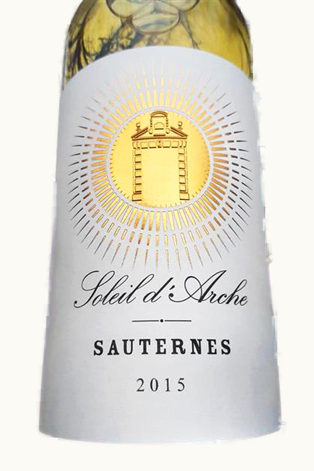 Château d'Arche Château d'Arche Sauternes Bordeaux, France, 2015 UZ0696479
