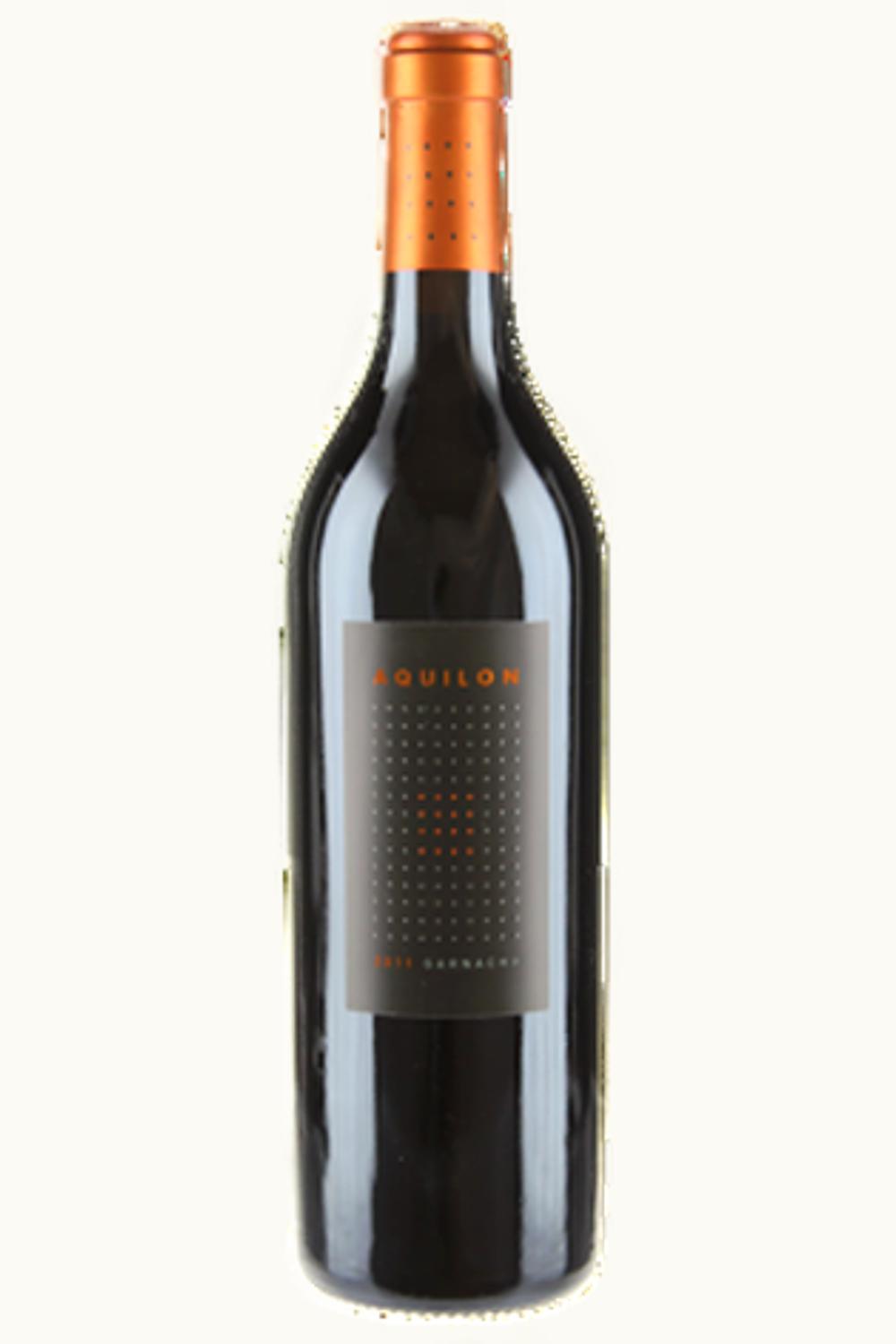 Alto Moncayo Alto Moncayo Campo de Borja, Aragon, Spain, 2014 UZ0698957