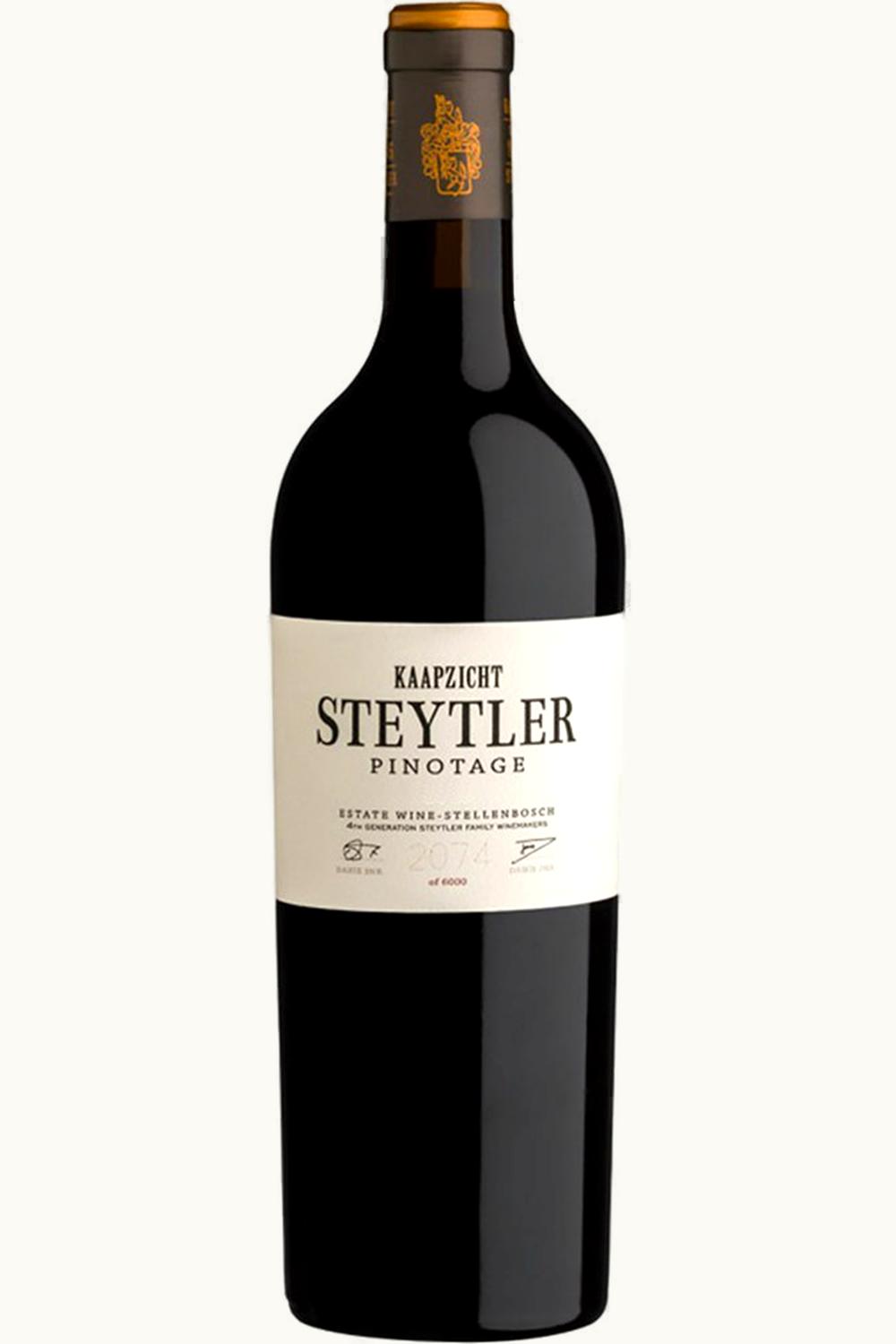 Kaapzicht Estate Kaapzicht Estate Stellenbosch Coastal, Western Cape, South Africa, 2003 UZ0713477