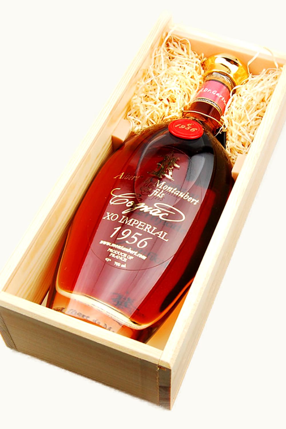 Albert de Montaubert Albert de Montaubert X.O. Impériale Cognac, France, 1956