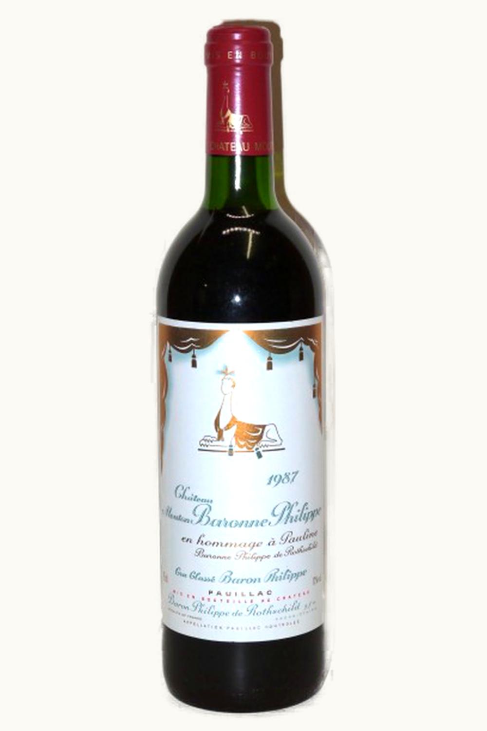 Château d'Armailhac Château d'Armailhac, Pauillac, Médoc, Bordeaux, France, 1955