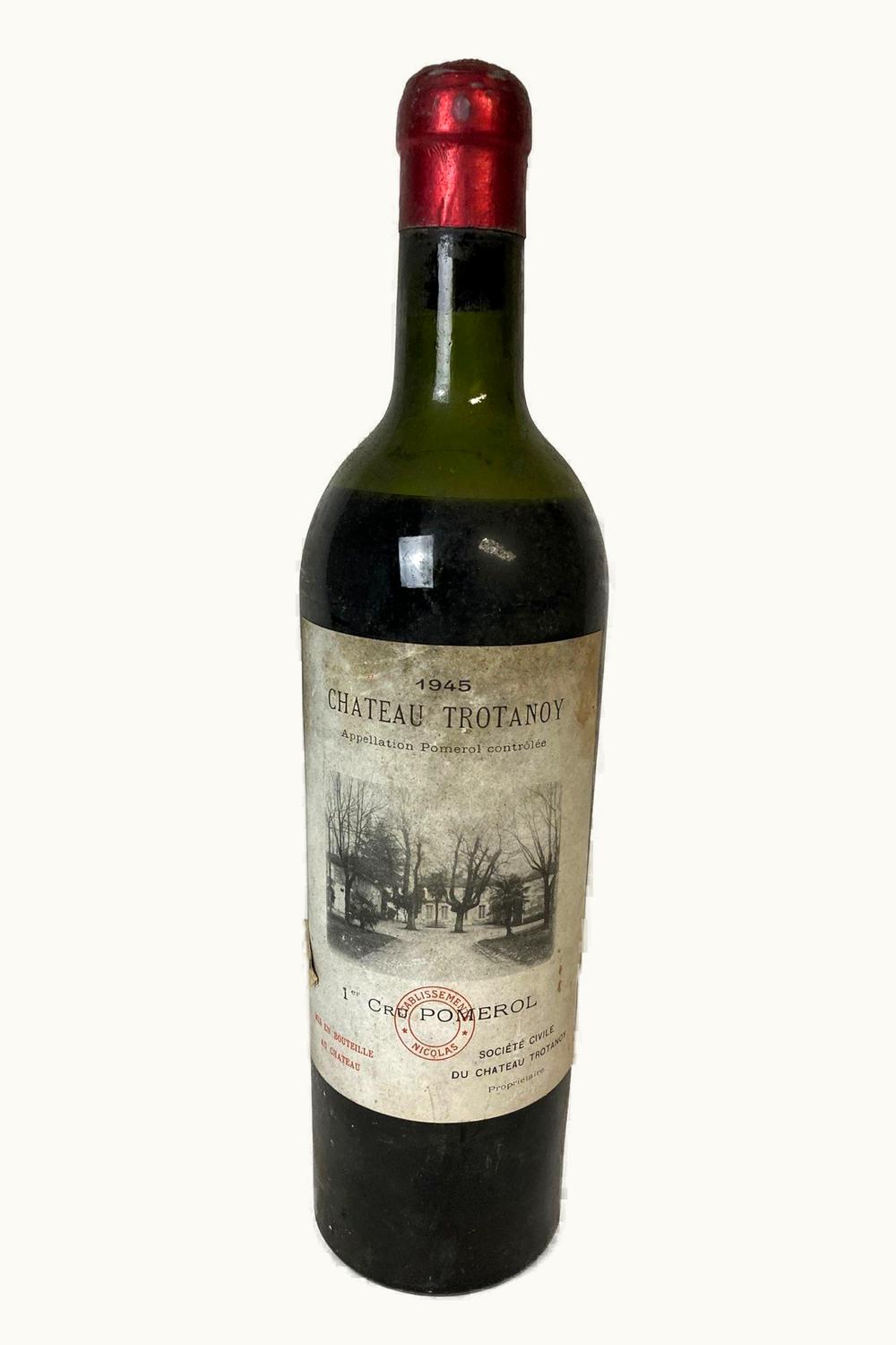 Château Trotanoy Pomerol, 1945