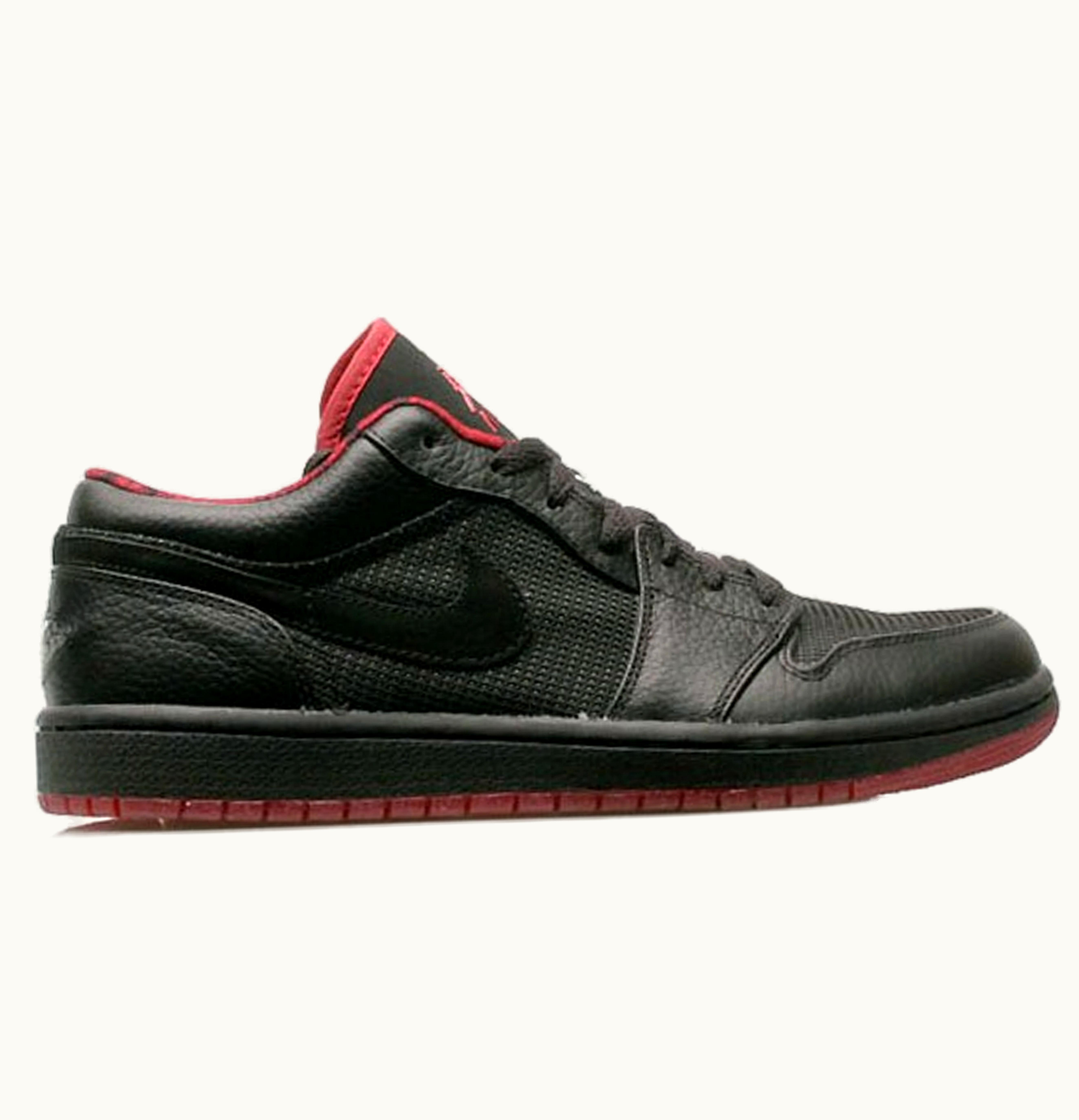 Jordan Air Jordan 1 Retro Low Black Metallic Silver Varsity Red