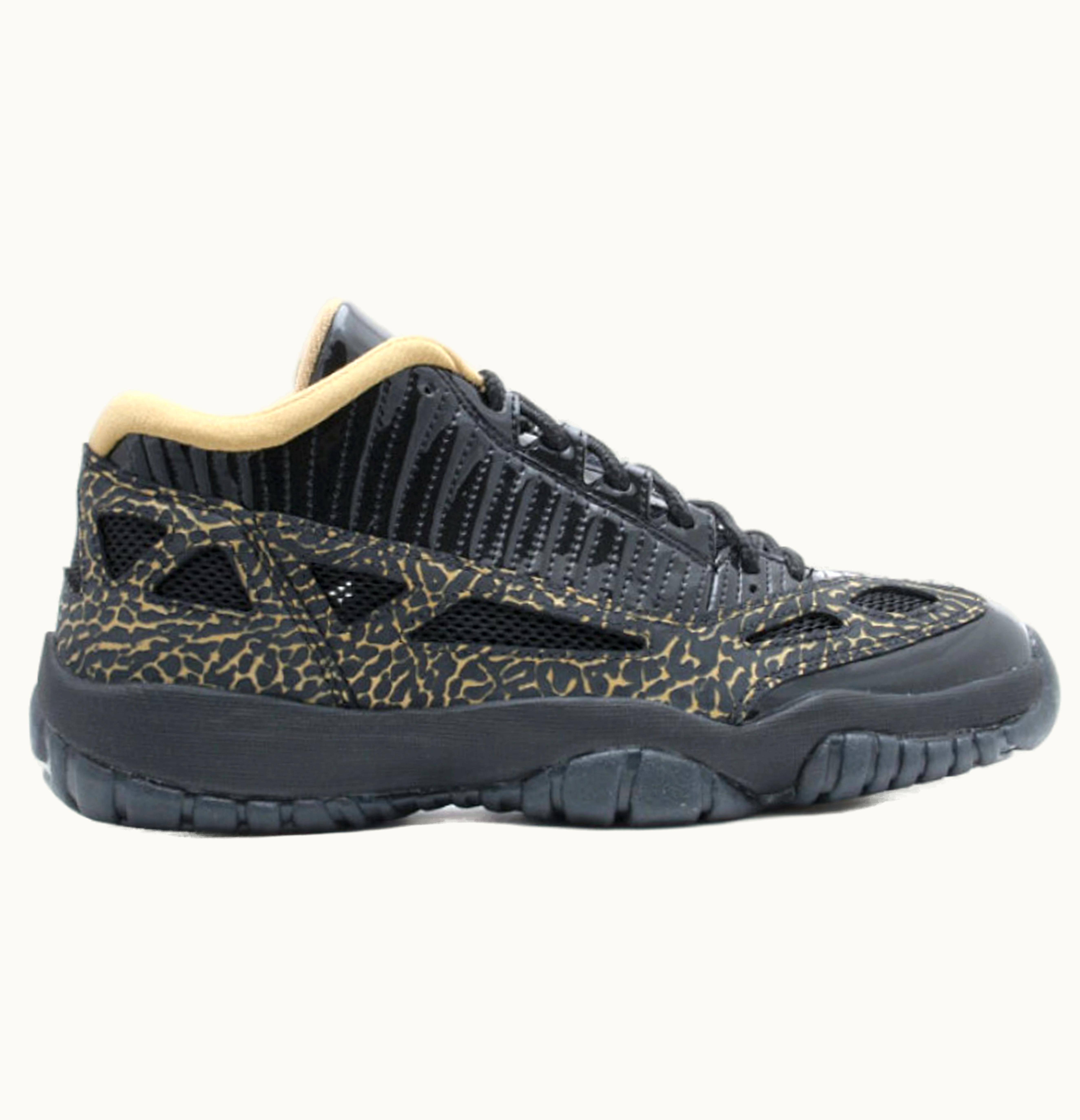 Jordan Air Jordan 11 Retro Low IE Black Metallic Gold W