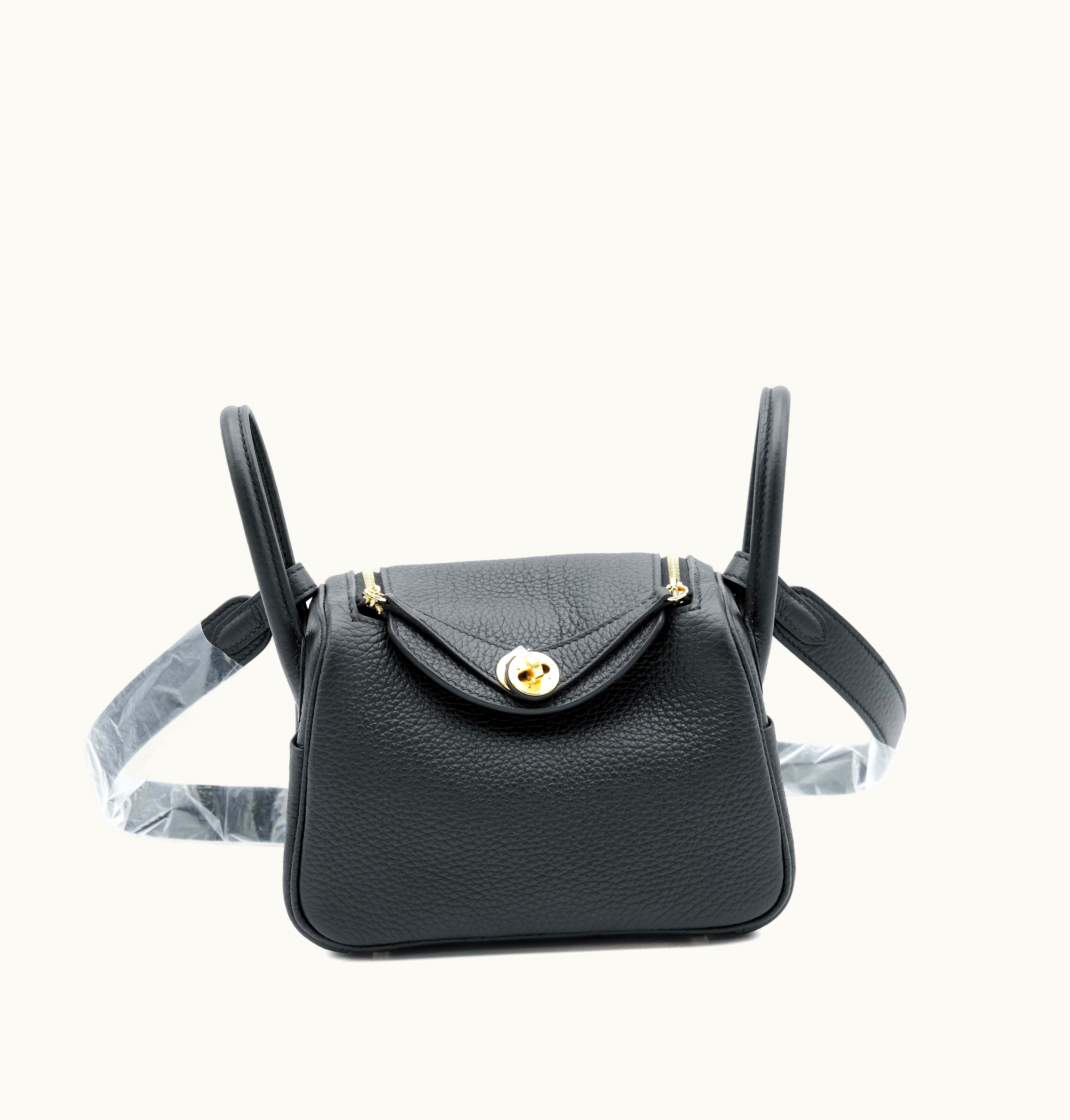 Hermès Hermès Clemence Mini Lindy 20 in Black with Gold Hardware, 2023
