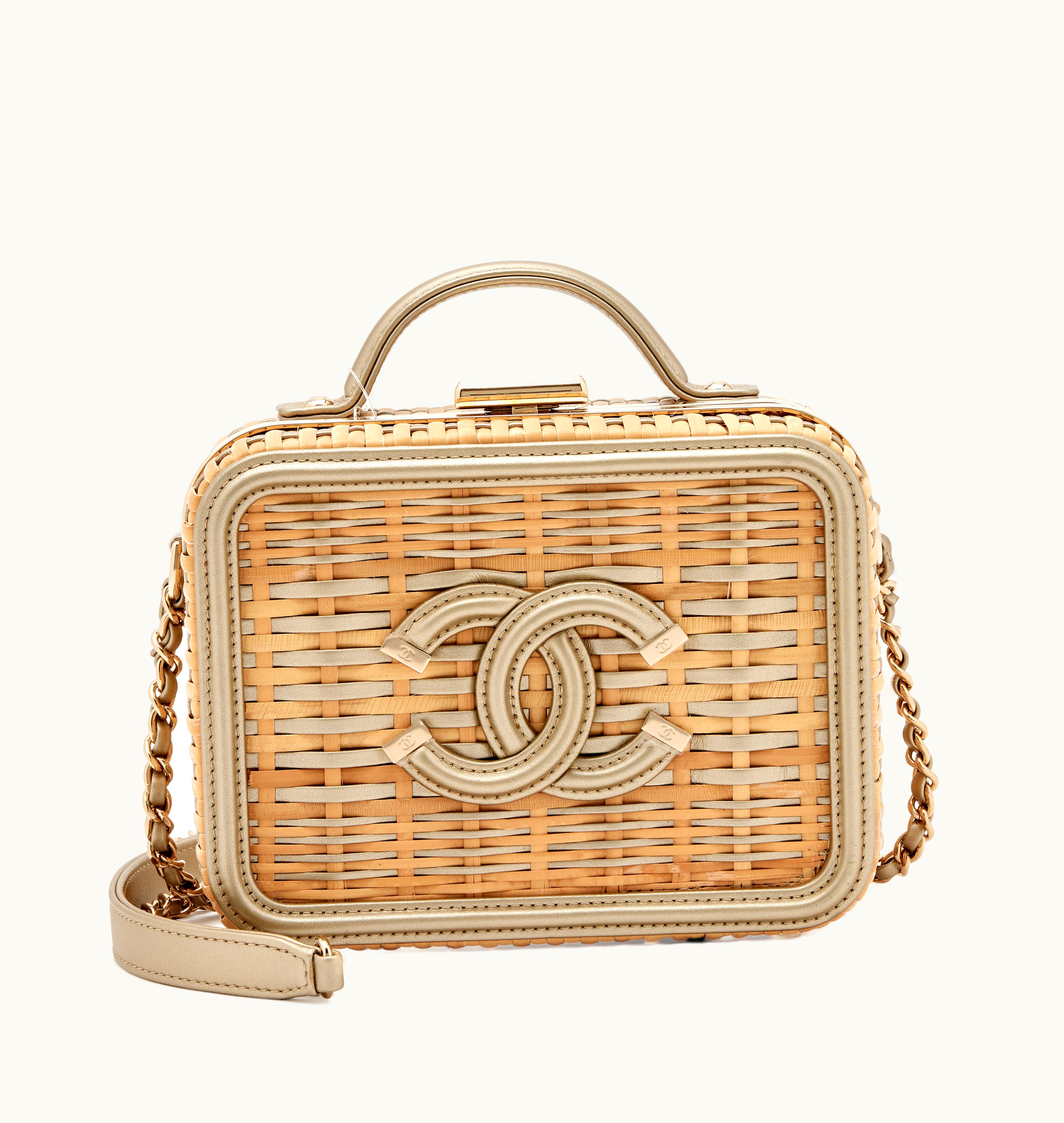 Chanel Chanel Small Vanity Case in Beige Wicker and Calfskin, adorned with Gold Hardware, 2019 edition