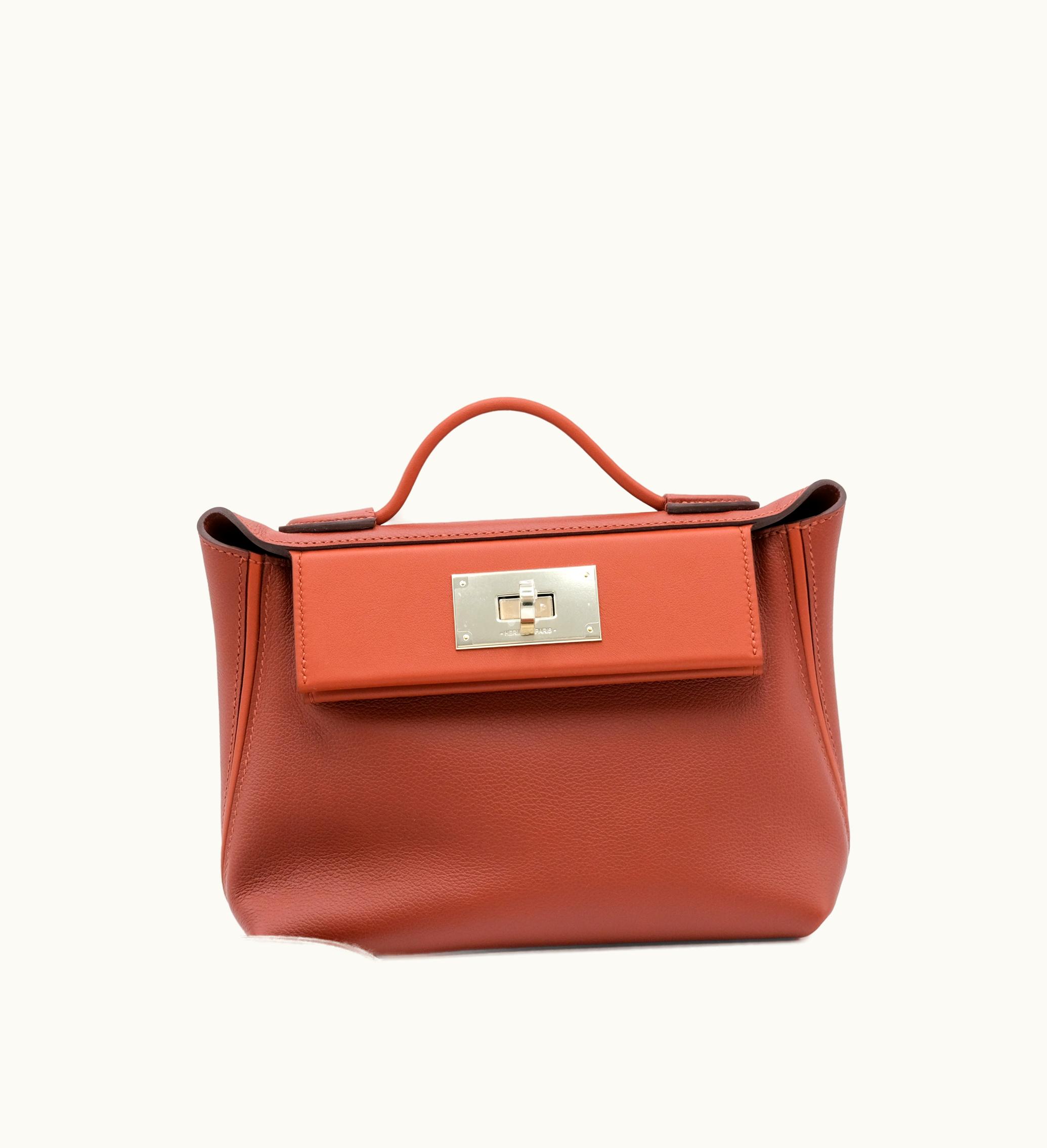 Hermès Hermès 2023 brings the Hermès Sienne Evercolor and Cuiver Swift Mini 24/24 21 Permabrass Hardware into the spotlight