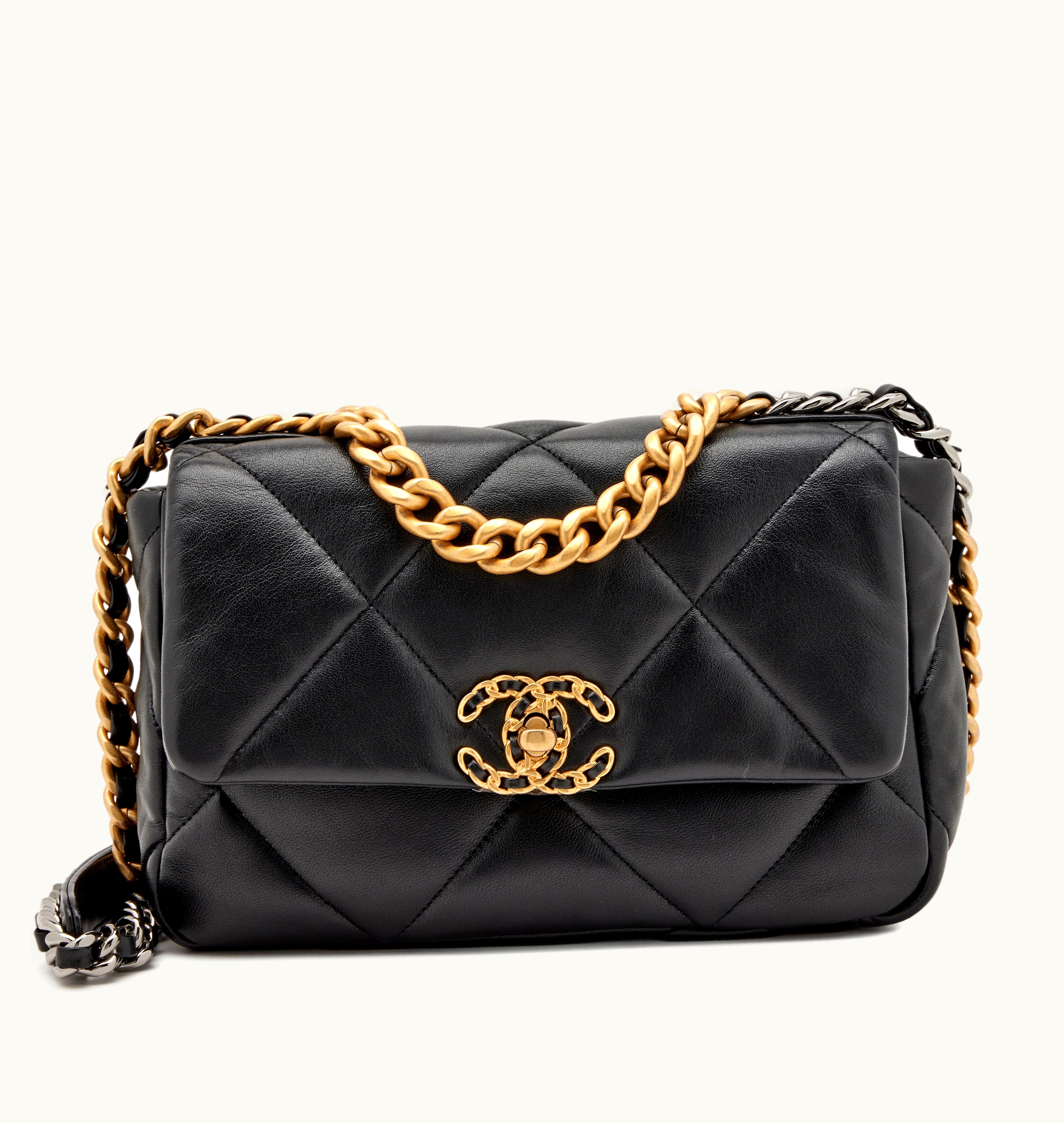 Chanel Chanel 2022 Chanel 19 Flap Bag in Black Quilted Lambskin with Mixed Hardware