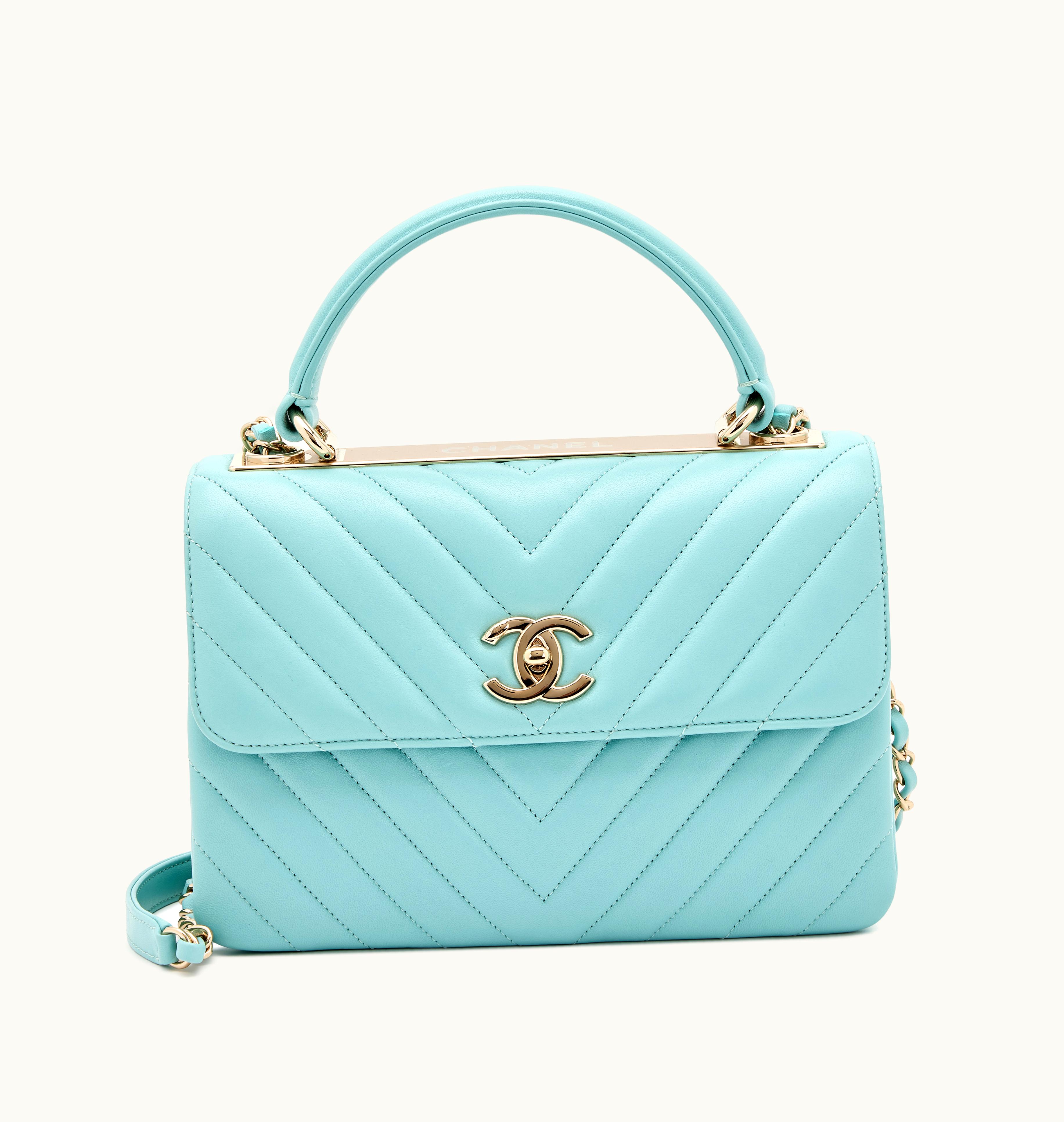 Chanel Chanel 2019 Chanel medium trendy CC top handle bag with gold hardware in a chic light blue chevron design