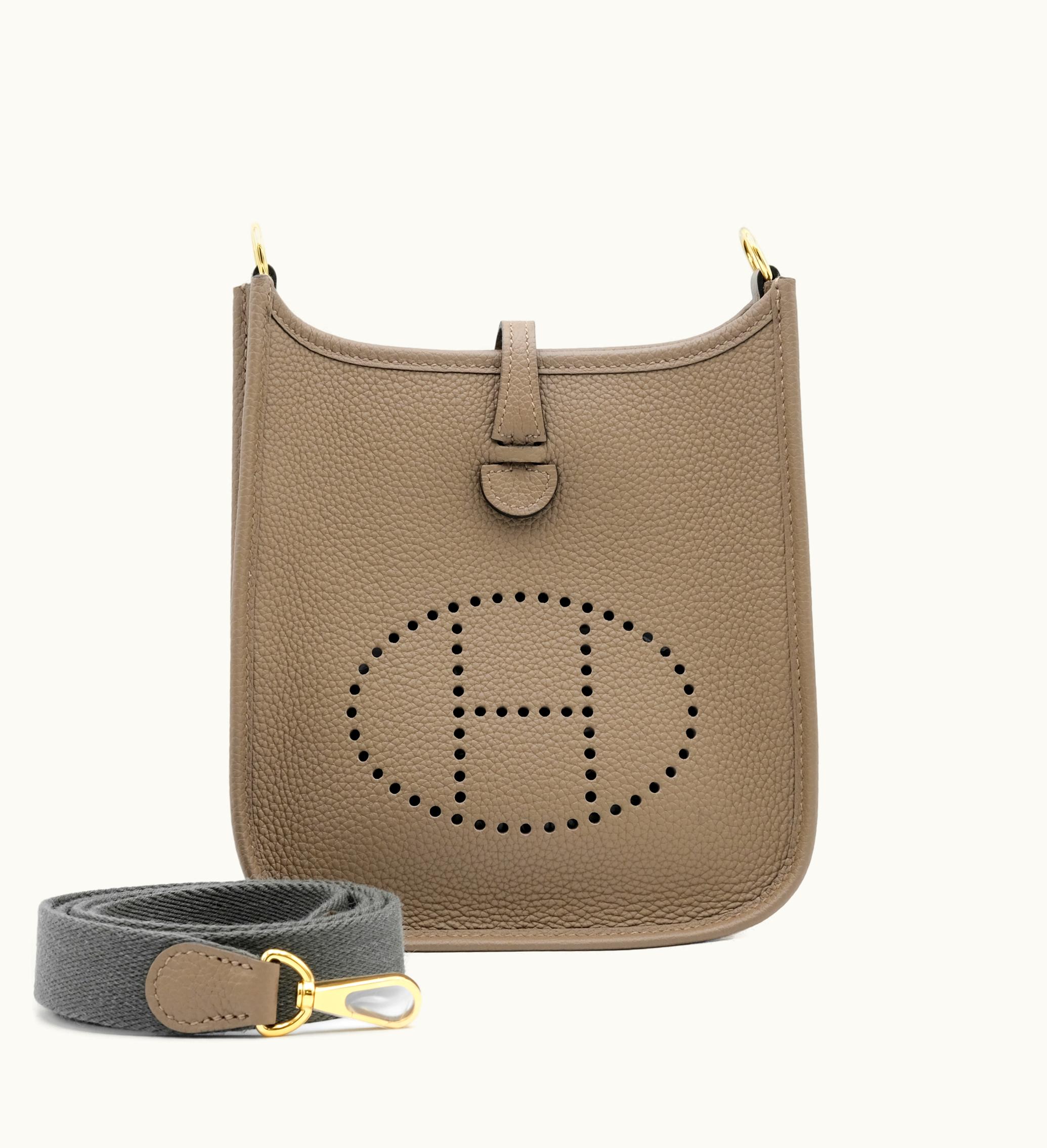 Hermès Beige de Weimar Maurice Mini Evelyne II TPM 16 Gold Hardware, 2020 transformation