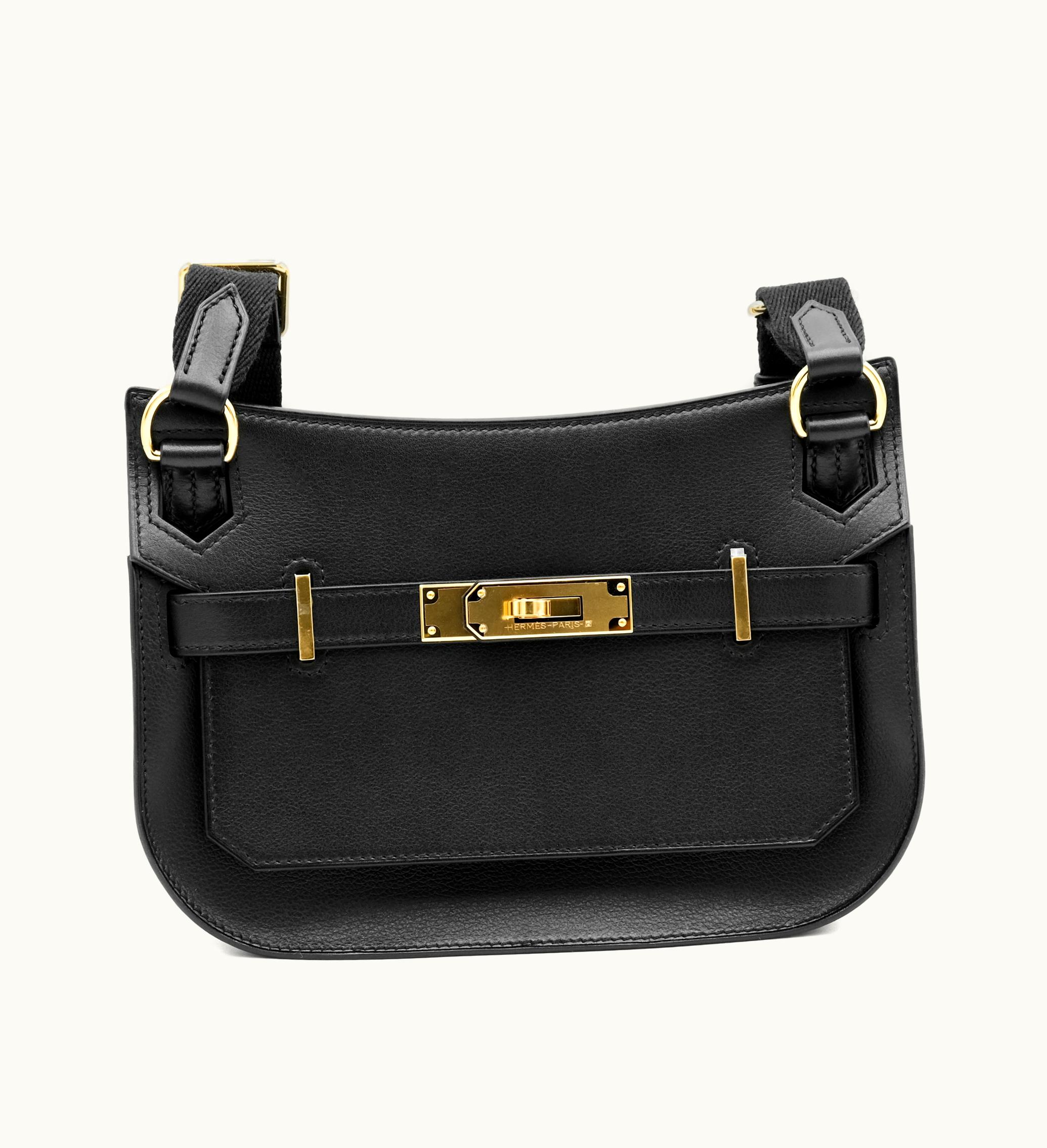 Hermès 2023 Hermès Mini Jypsiere in Black Evergrain with Gold Hardware