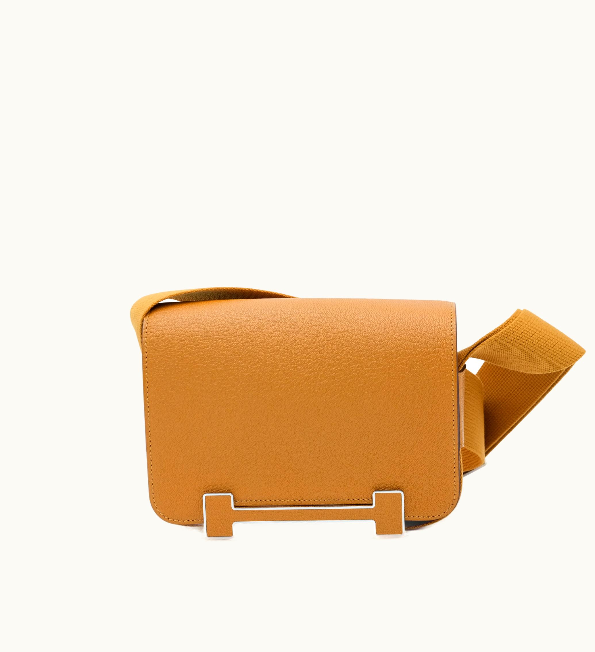 Hermès 2022 Hermès Geta with Palladium Hardware featuring Caramel Chèvre Mysore