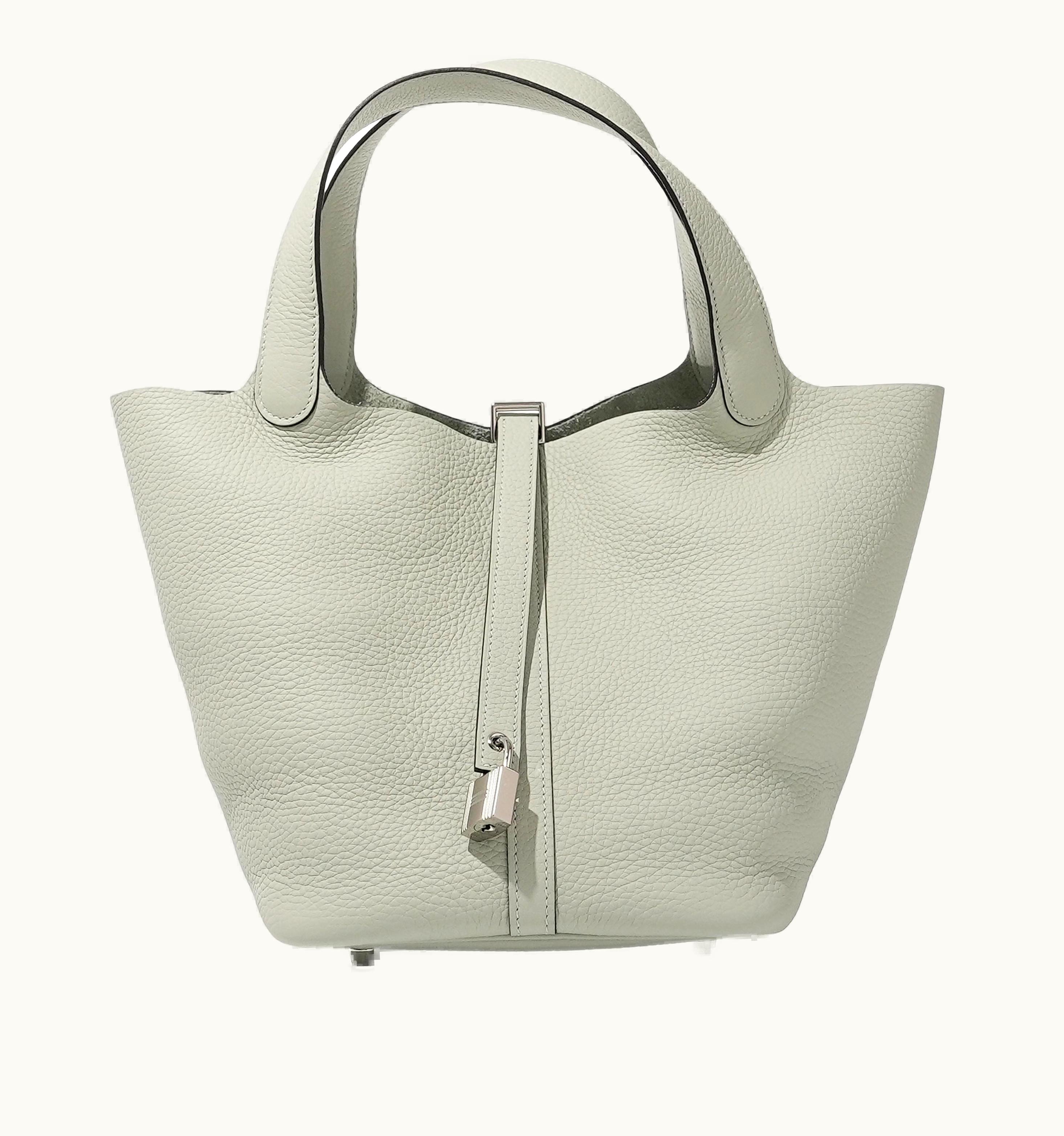 Hermès Hermès 2023 Hermès Picotin Lock 22 in Gris Neve Clemence with Palladium Hardware