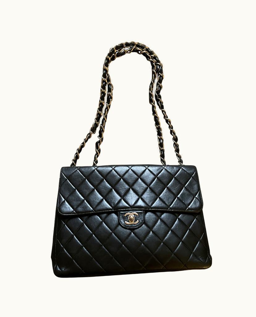 Chanel Chanel Sac Timeless Jumbo Single Flap Leather Handbag in Black
