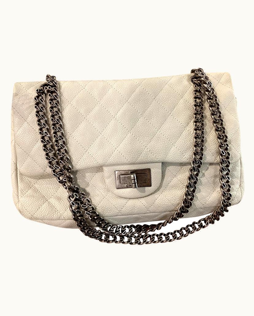 Chanel Chanel 2.55 Reissue Leather Shoulder Bag in Black