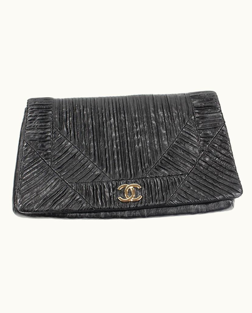 Chanel Chanel Metiers d'Arts Collection XL Black Pleated Leather Clutch