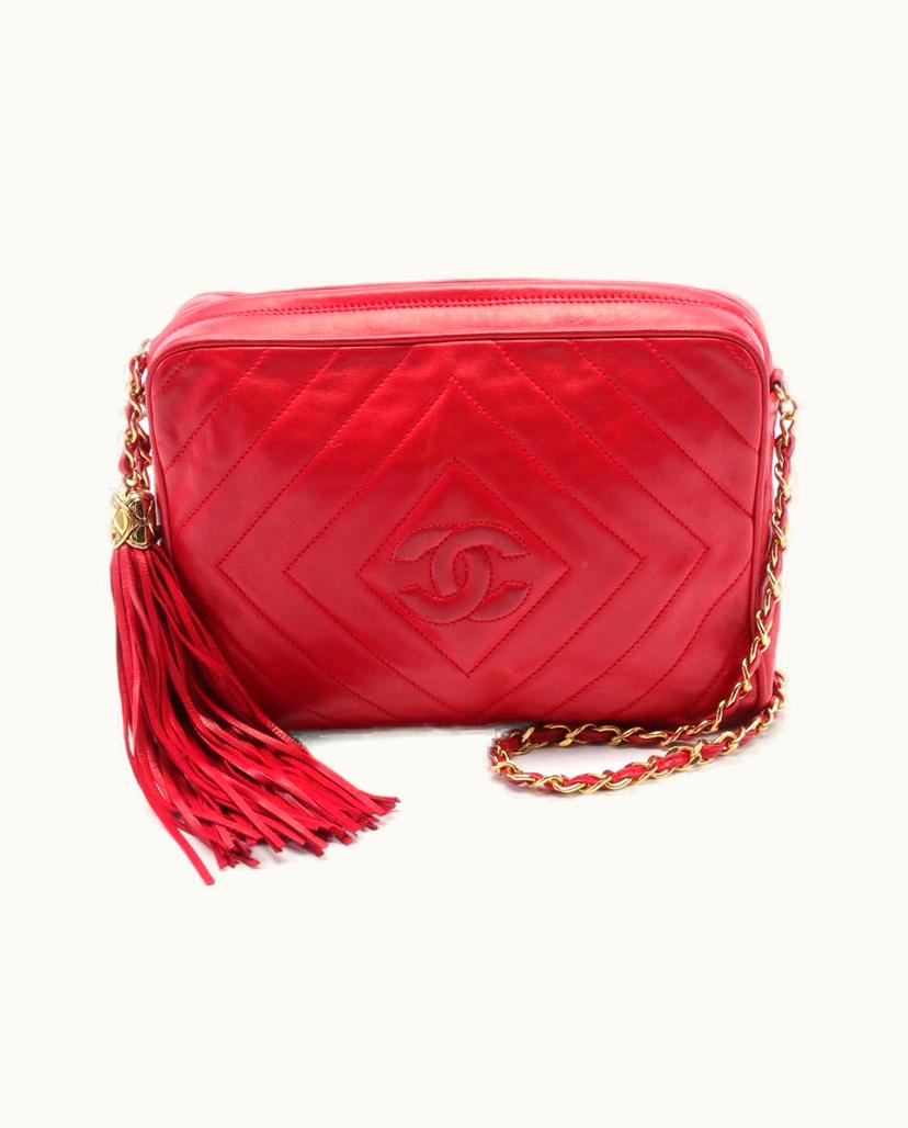 Chanel Chanel CHA-025635 Shoulder Bag In Red